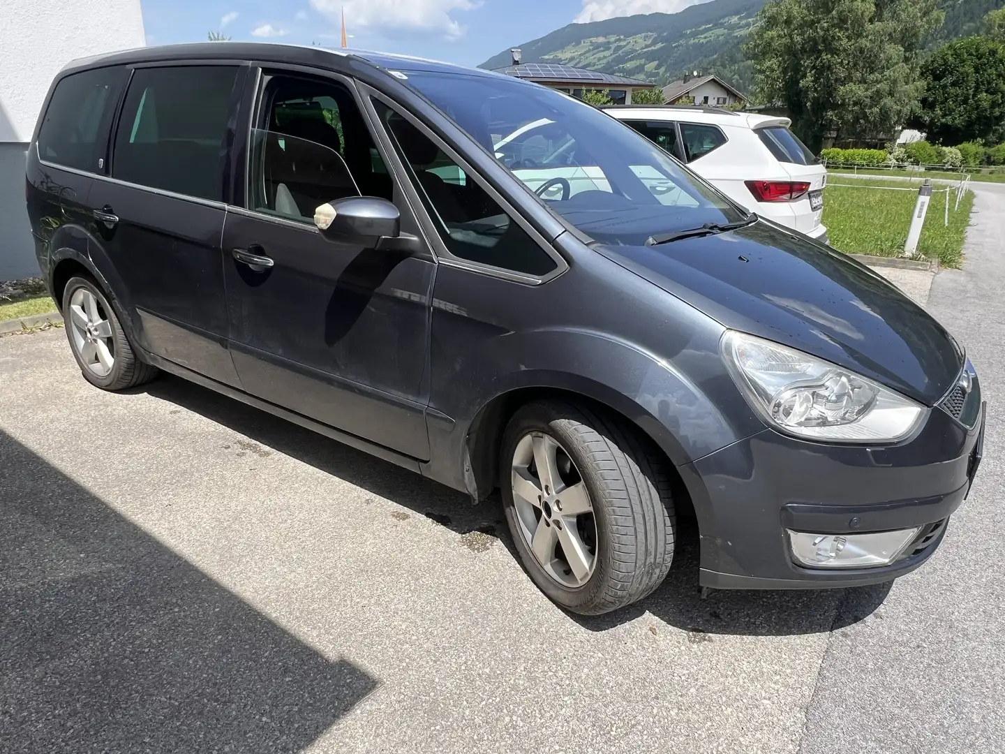 Ford Galaxy 2.0 TDCi DPF Ghia Xenon 7 Sitz 3.Hand ! - 2