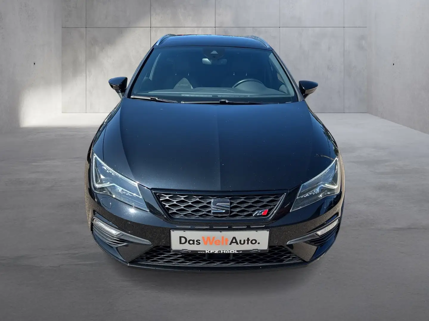 SEAT Leon Cupra 300 TSI DSG 4Drive Schwarz - 2