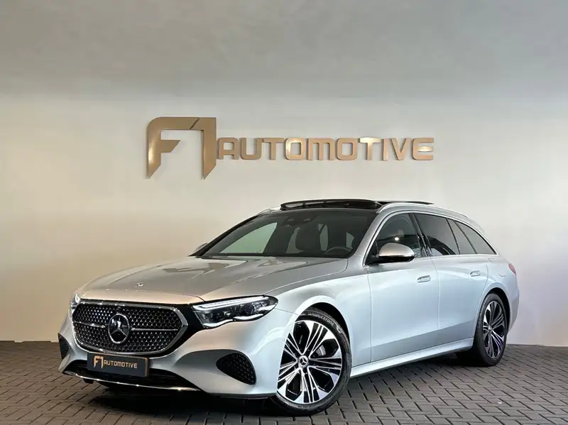 MERCEDES-BENZ Clasa E