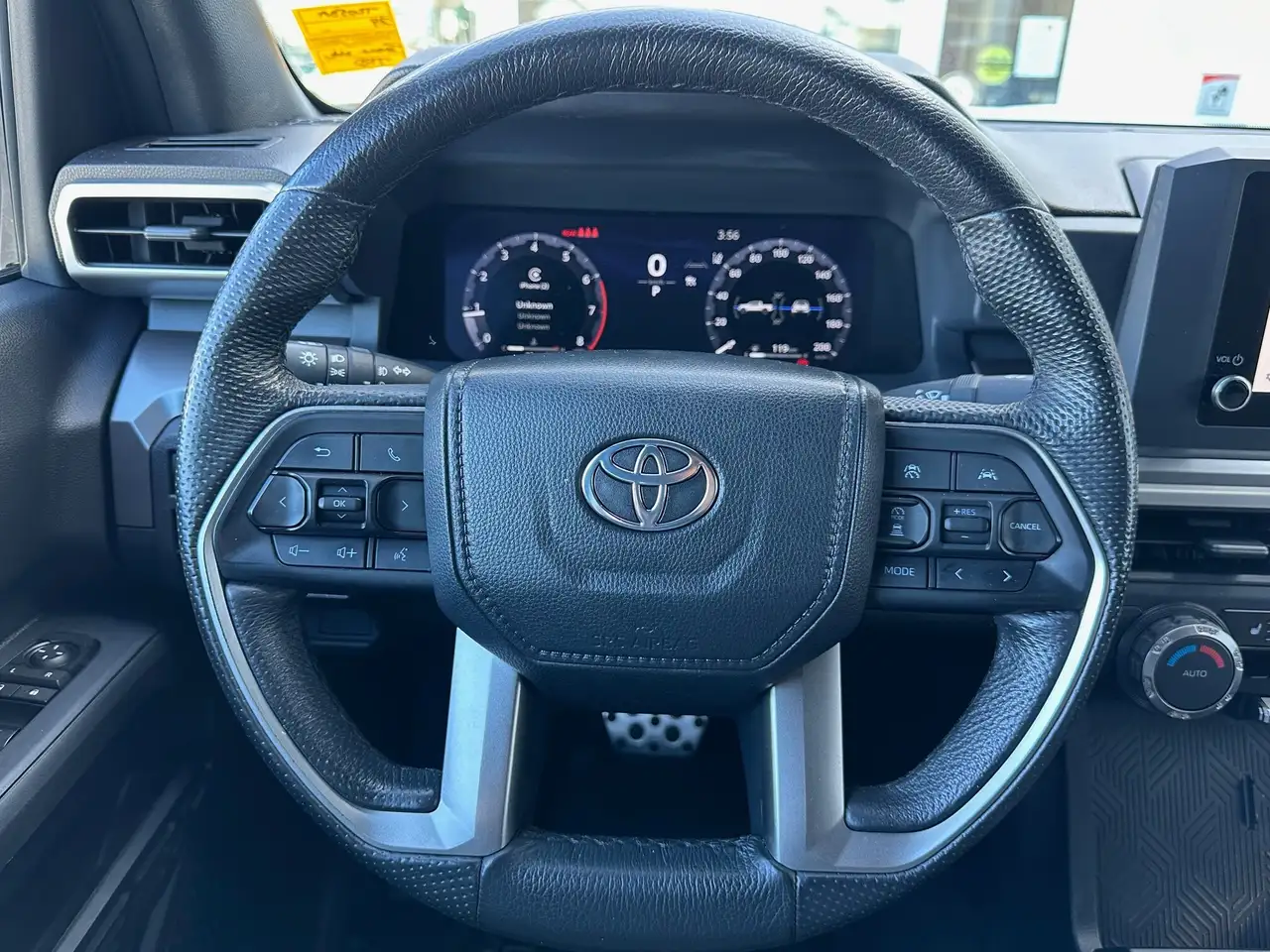 Toyota Tacoma снимка Toyota Tacoma