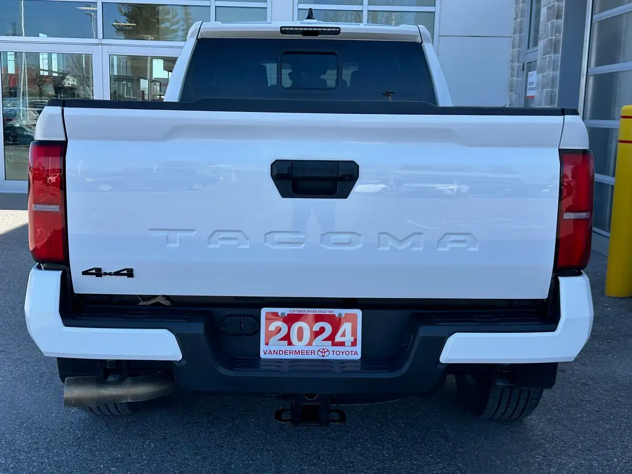 Toyota Tacoma снимка Toyota Tacoma