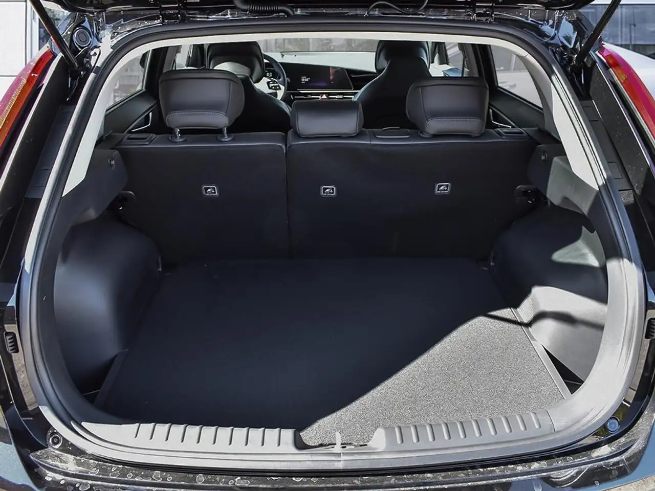 Kia Niro снимка Kia Niro