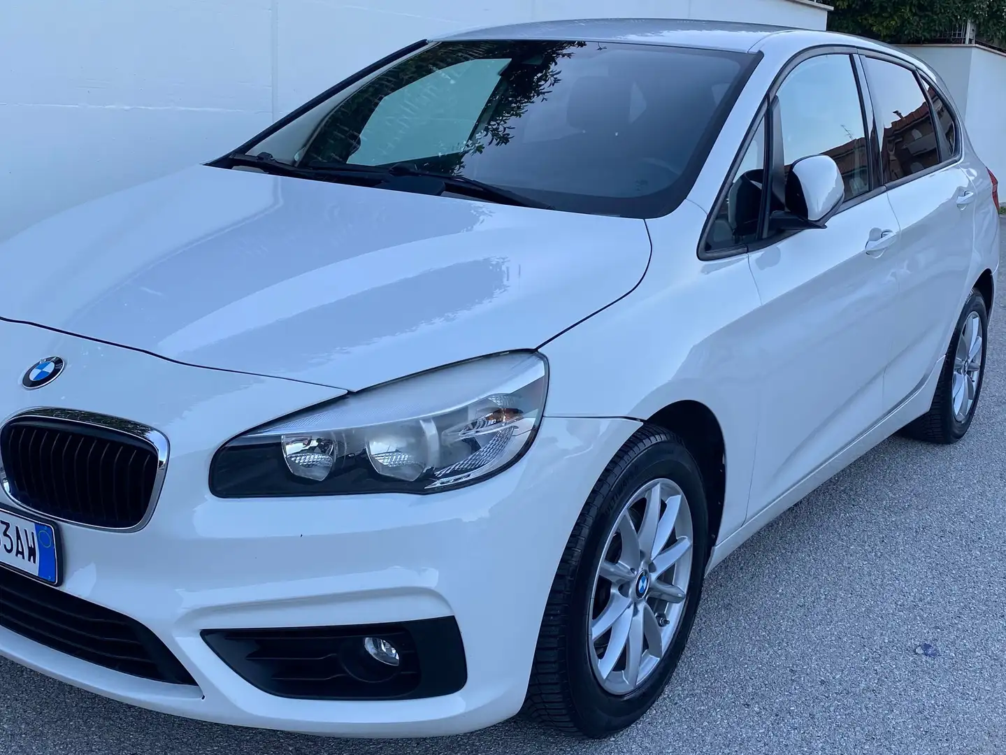 BMW 218 218d Active Tourer Advantage auto my15 Biały - 2