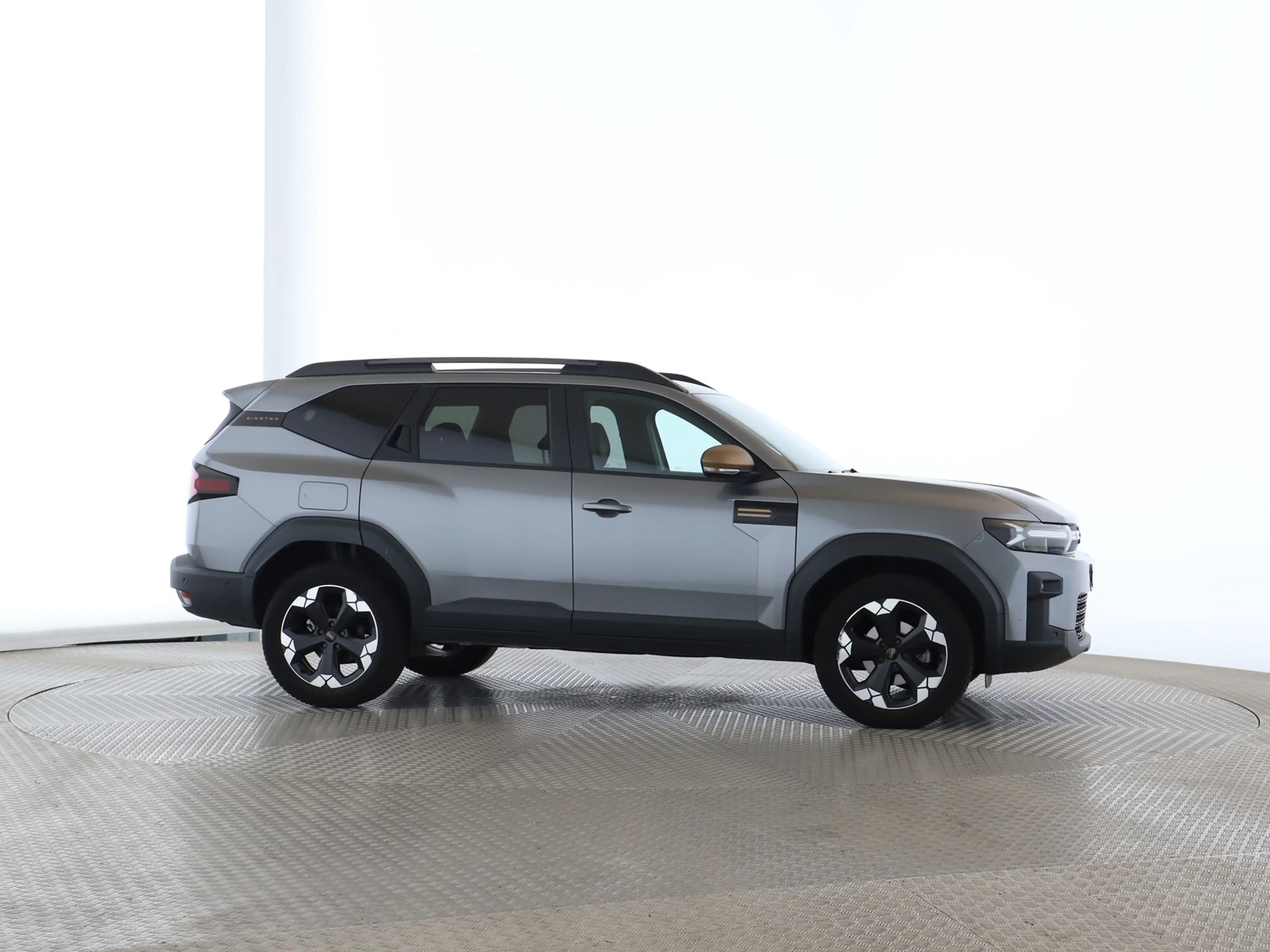 Dacia Bigster 1.8 E-TECH Hybrid 155 Extreme — photo 21