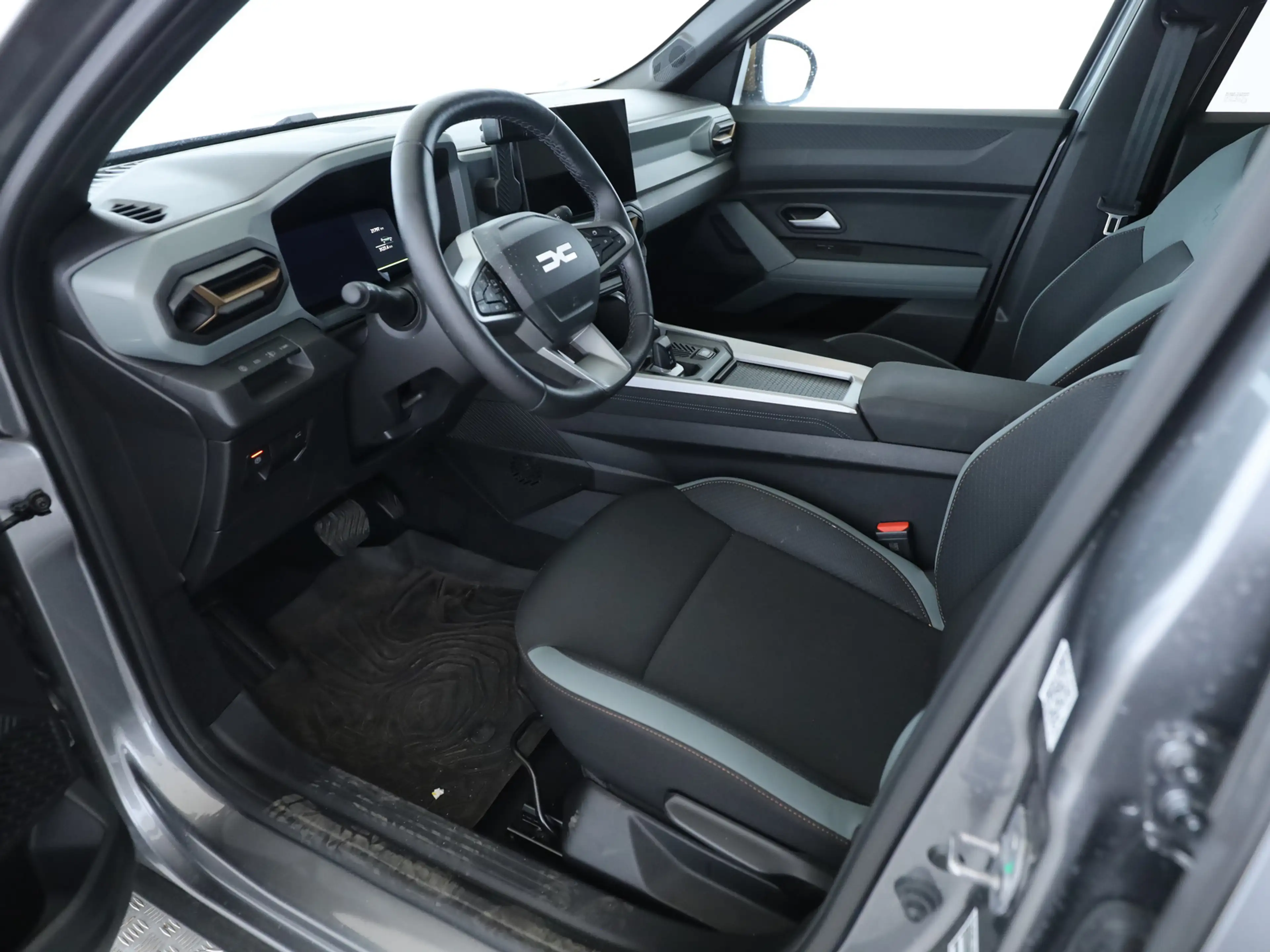 Dacia Bigster 1.8 E-TECH Hybrid 155 Extreme — photo 27