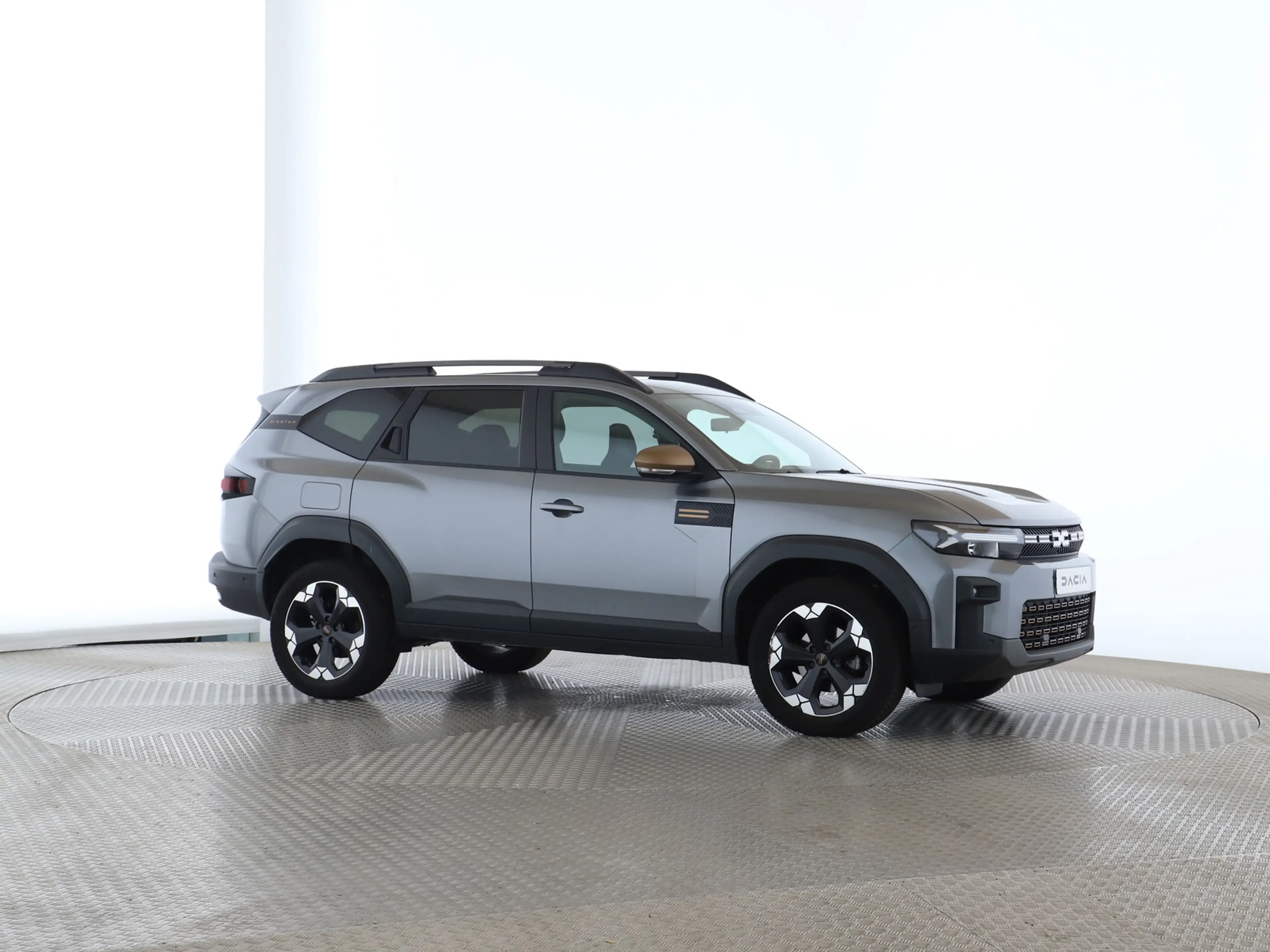 Dacia Bigster 1.8 E-TECH Hybrid 155 Extreme — photo 22