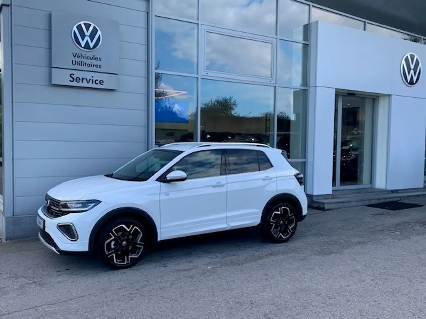 Volkswagen T-Cross R-LINE 1.5TSI 150CV DSG7 Blanc - 1
