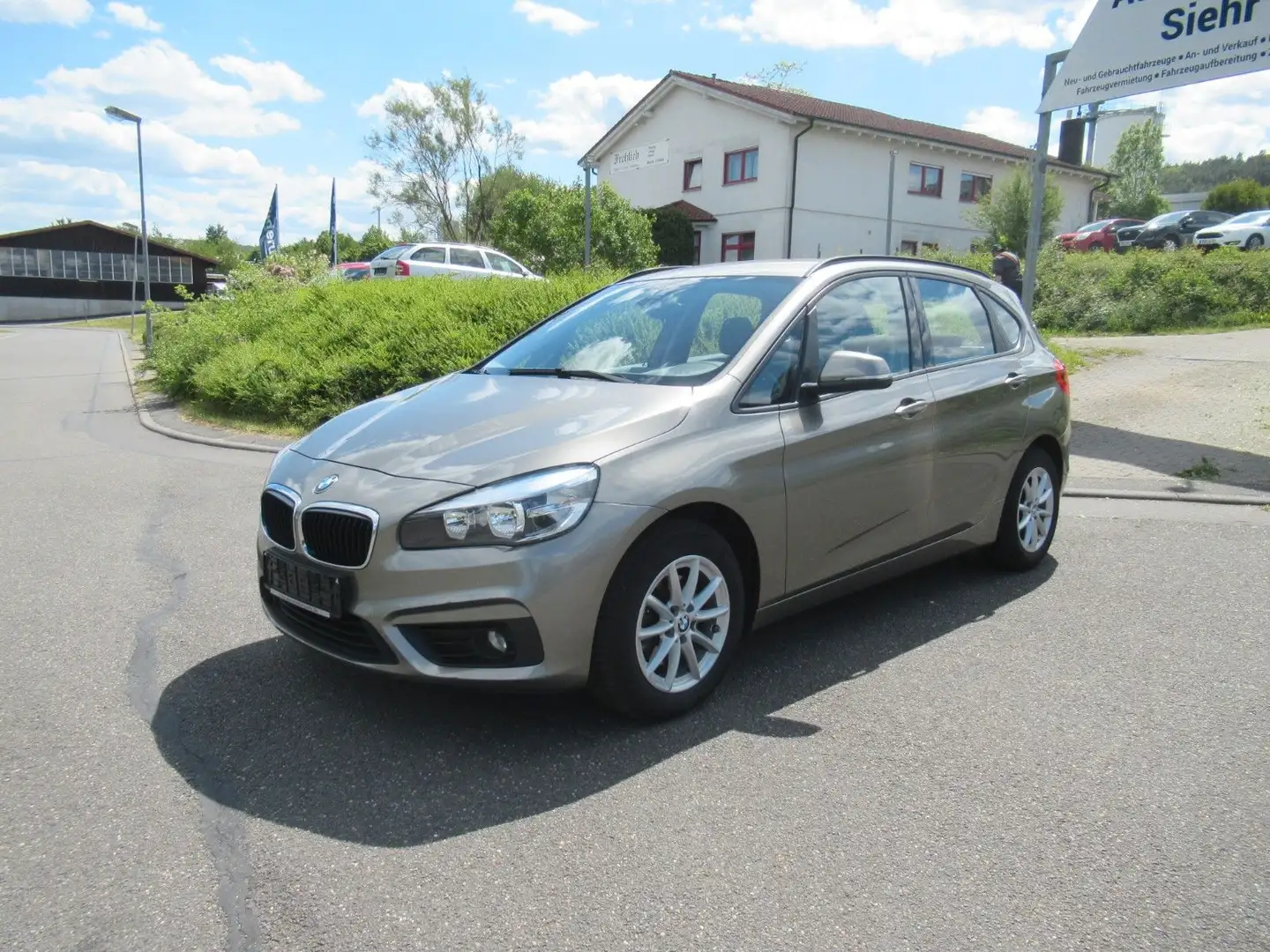 BMW 218 i Active Tourer *AHK*Bluetooth*Alu*Klimaautom Srebrny - 2
