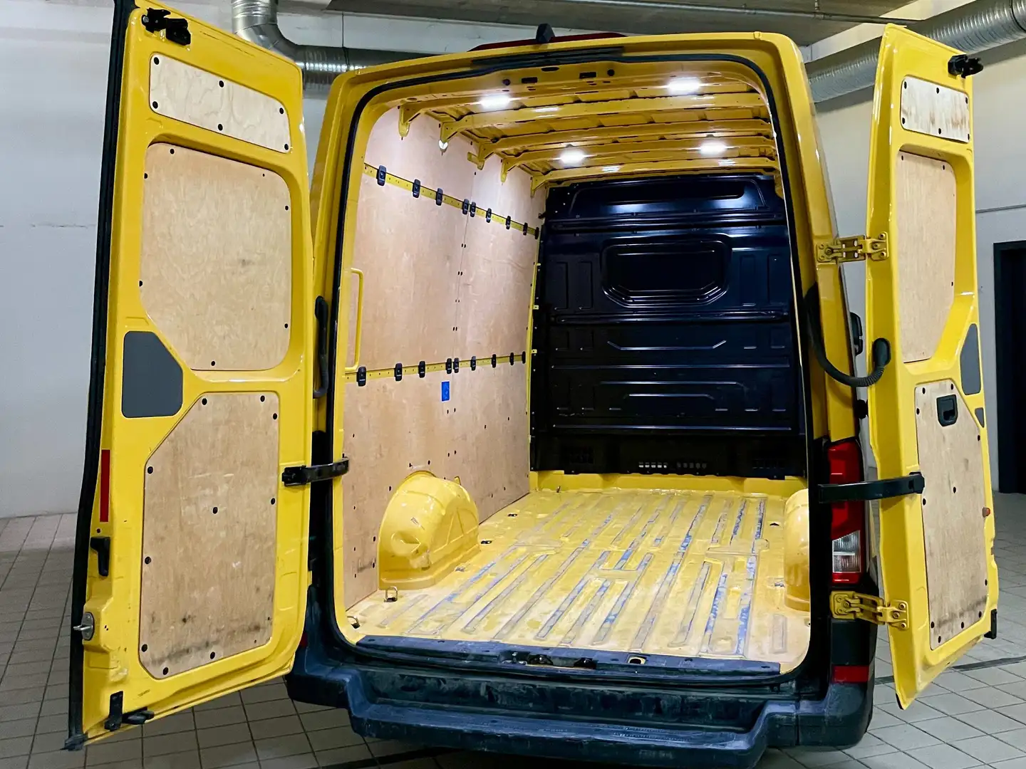 MAN TGE TGE 3. 140 Giallo - 2