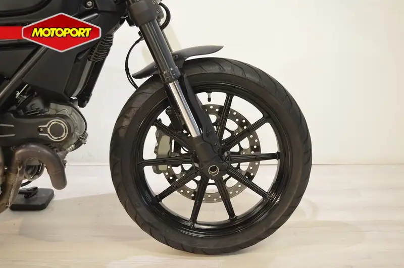 Ducati Scrambler - foto 6