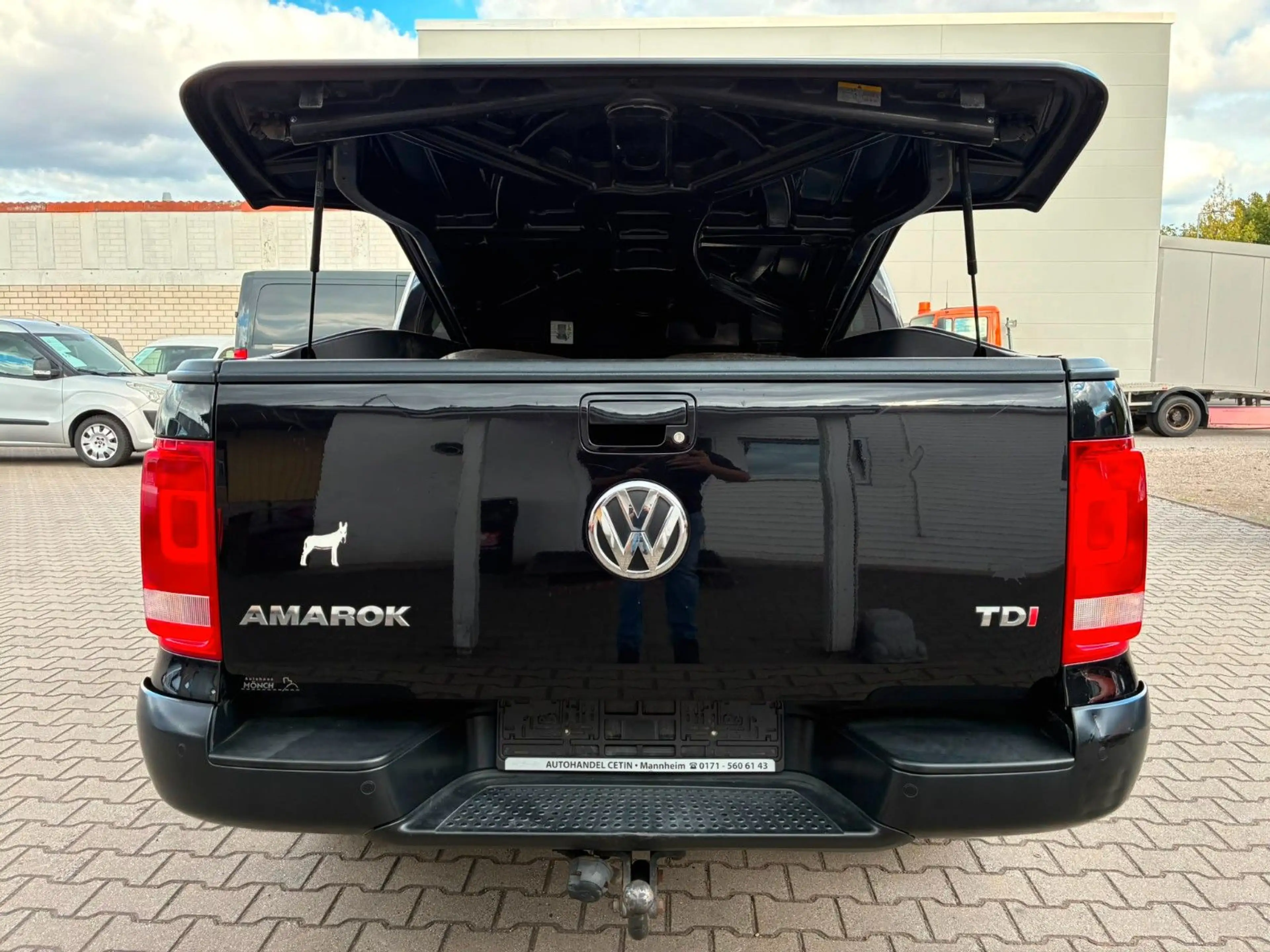 Volkswagen Amarok Trendline DoubleCab — photo 9