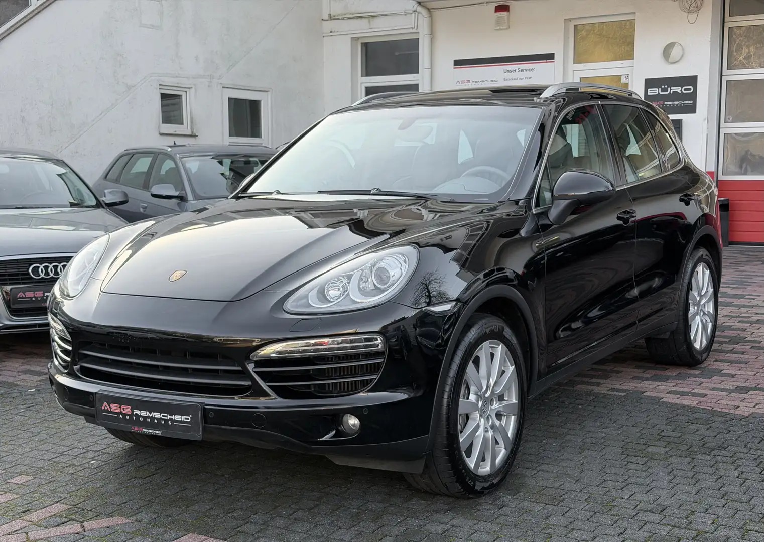 Porsche Cayenne V6 Diesel *Memory *PDLS *Pano *20 *Pano Schwarz - 1
