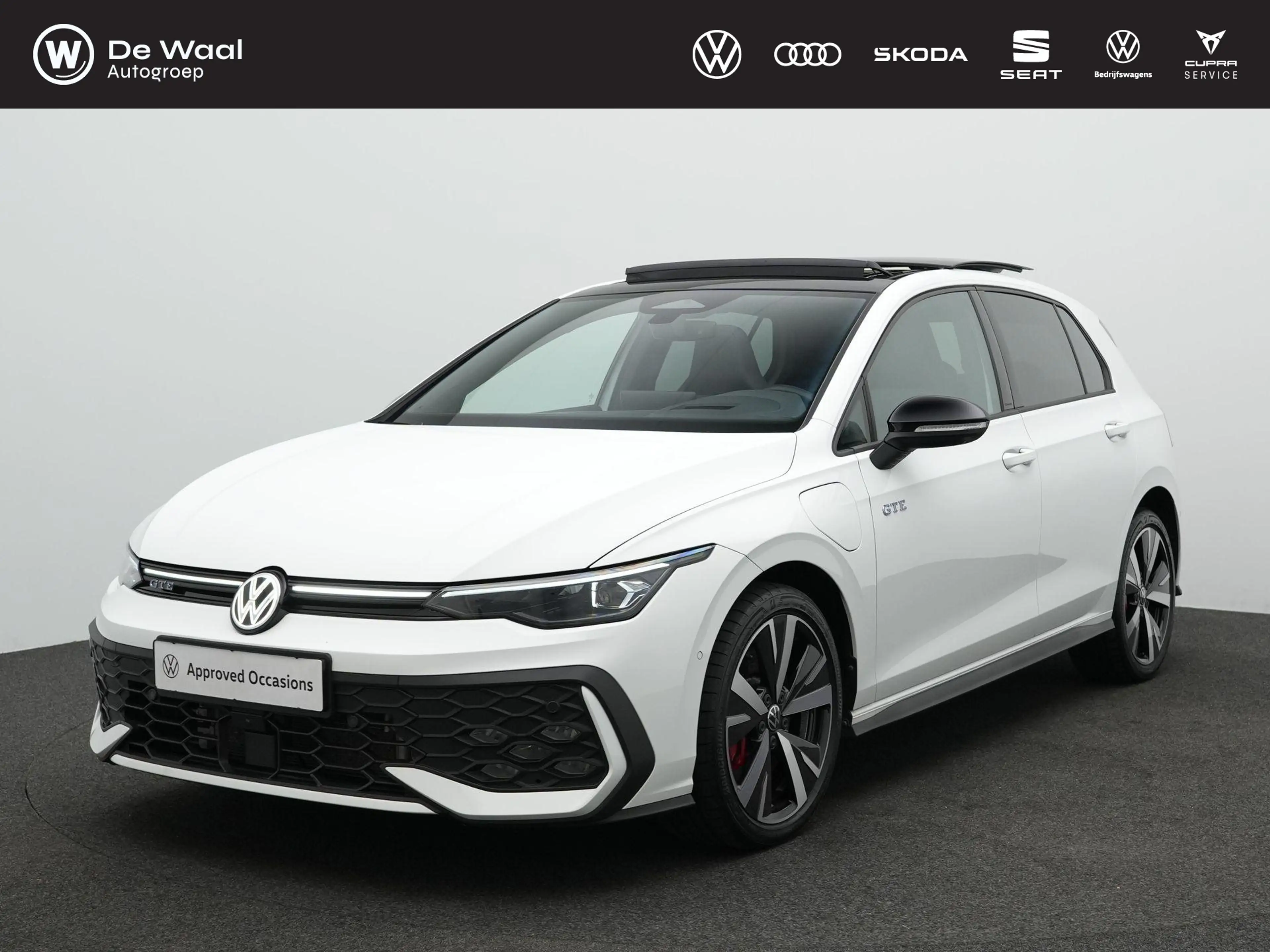 Volkswagen Golf GTE 1.5 eHybrid 272pk | Panoramadak | Matrix LED Kopla