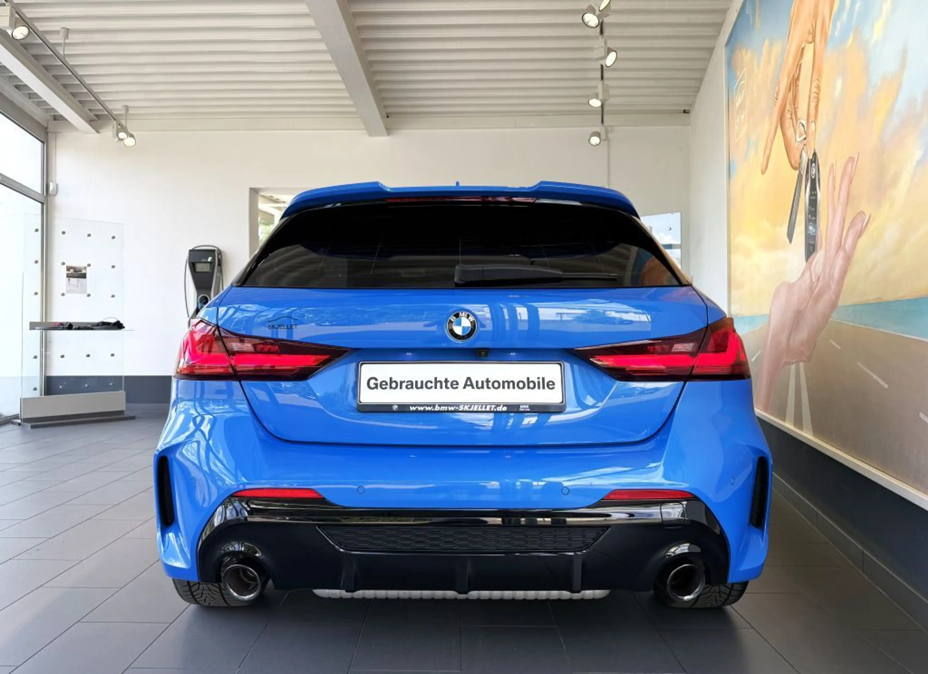 BMW 135 i xDr. PANO+ACC+KOMF+HUD+KAM+HARM+AL+LEDer+ — photo 13