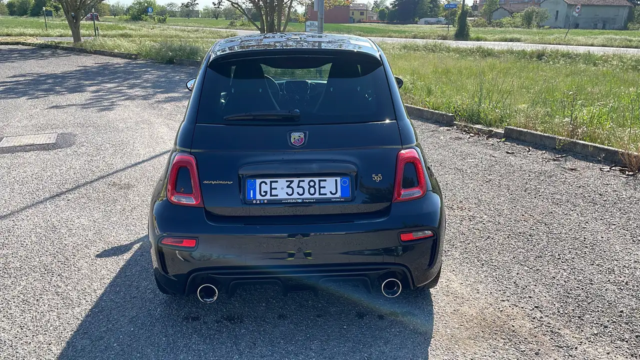 Abarth 595 2021