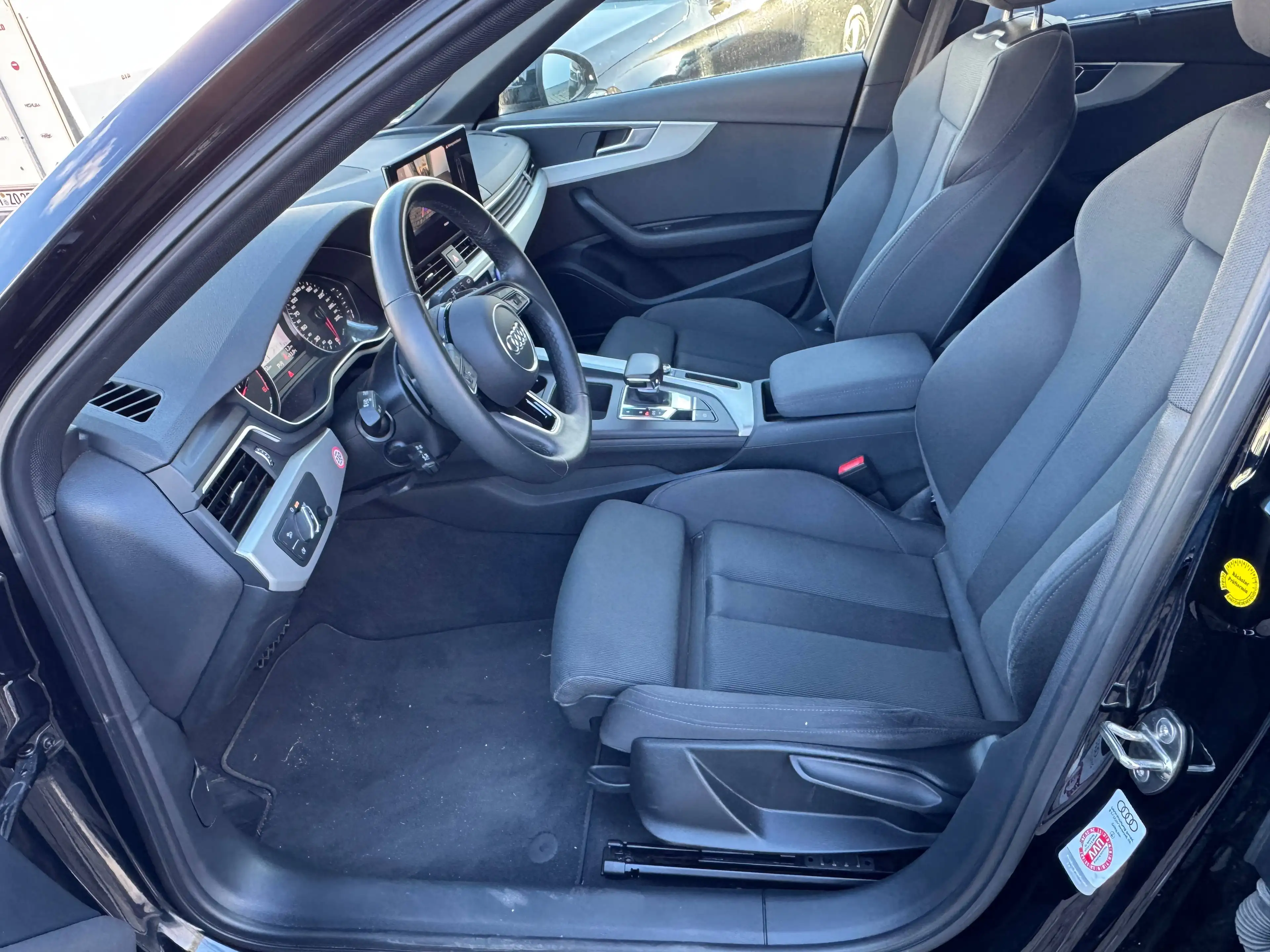 Audi A4 35 TDI,Avant, Sport,S-Tronic,Kamera,AHK, SportSitze,Lenkradheizung, — photo 10