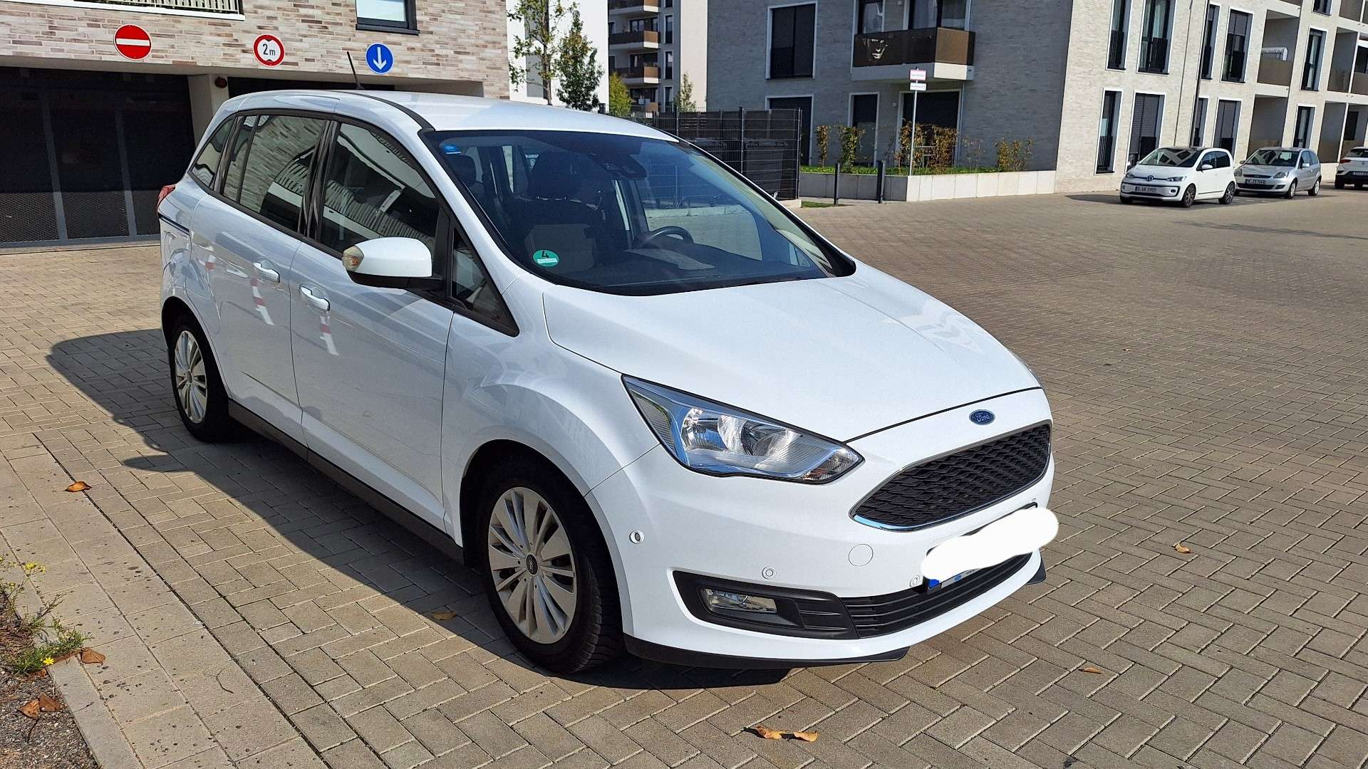 Second hand Ford Grand C-Max 1.0
