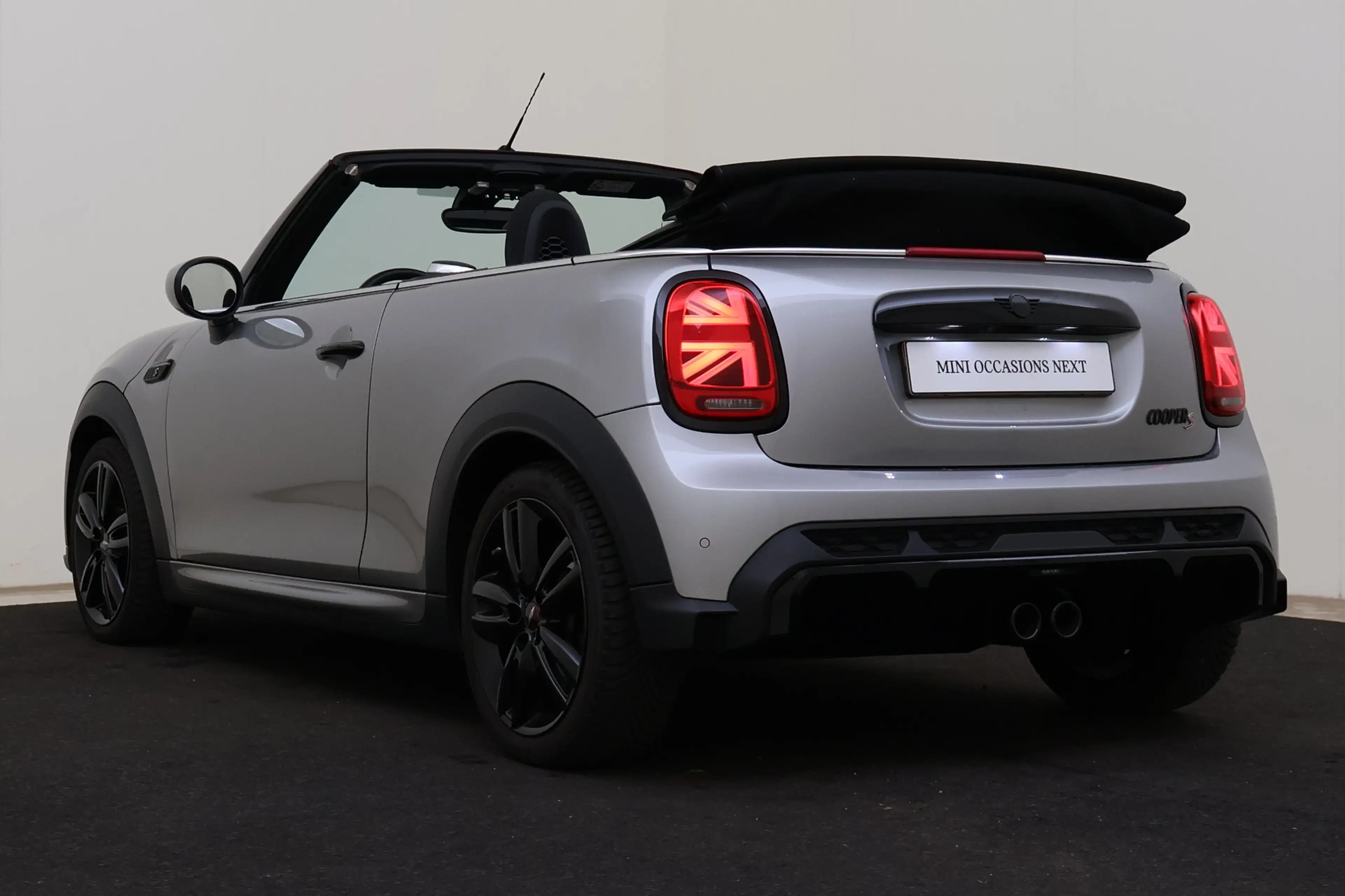 MINI John Cooper Works Cabrio S JCW Automaat / JCW Sportstoelen / Comfort Access — photo 15