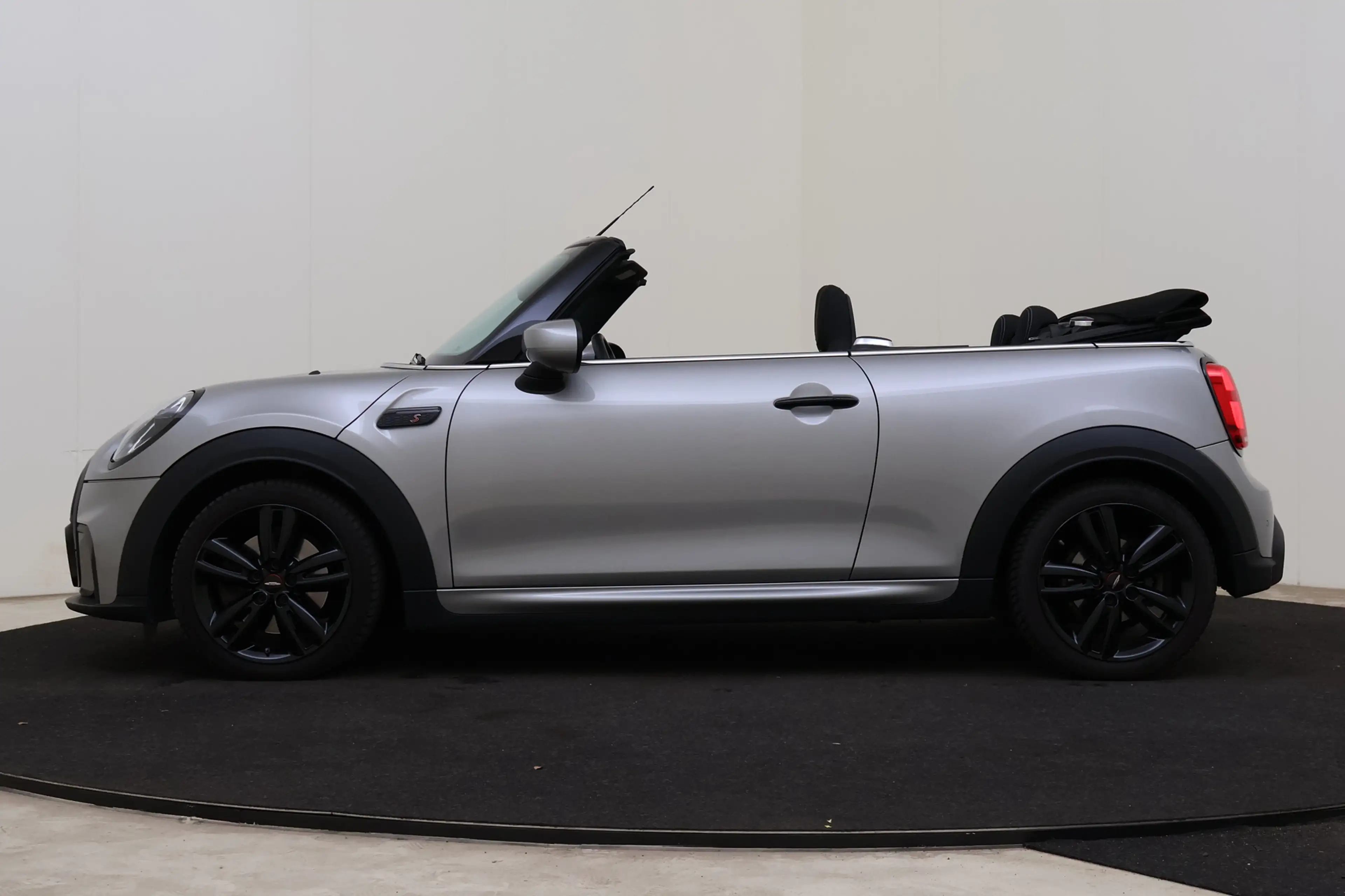 MINI John Cooper Works Cabrio S JCW Automaat / JCW Sportstoelen / Comfort Access — photo 14