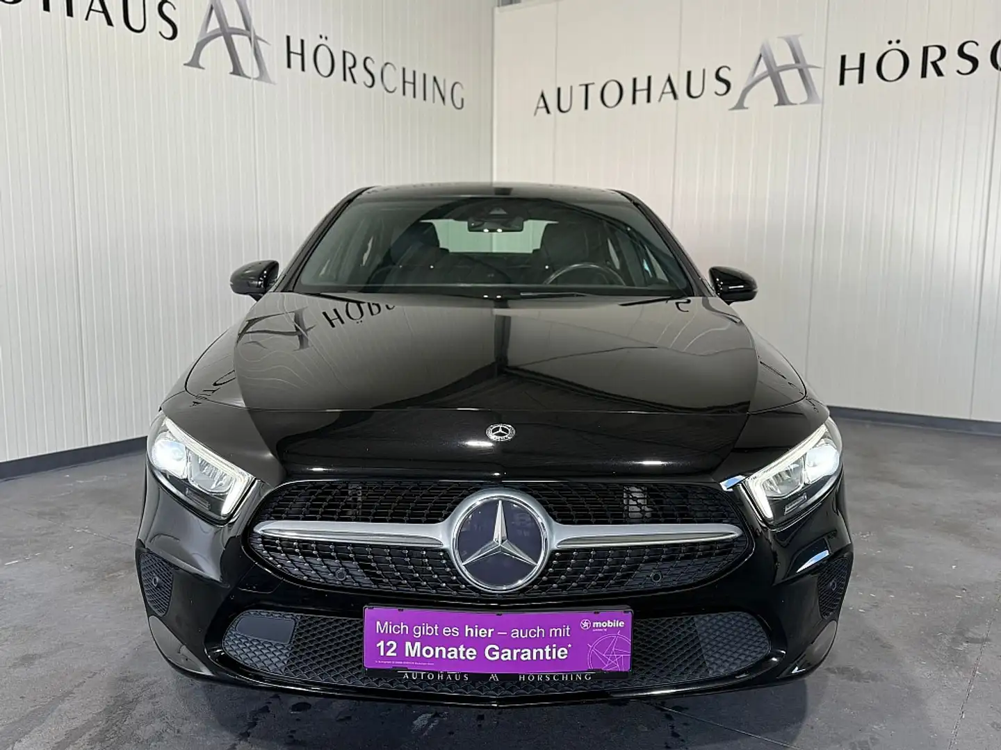 Mercedes-Benz A 180 d Limousine Aut. Schwarz - 2