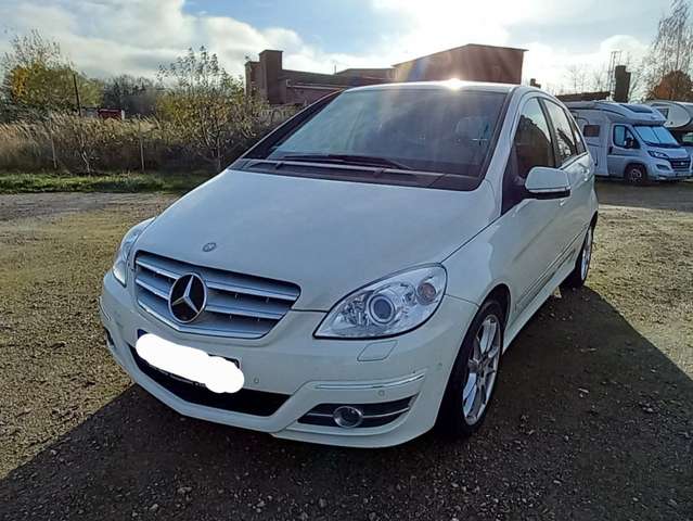 Imagine Mercedes-Benz B 200 CDI DPF