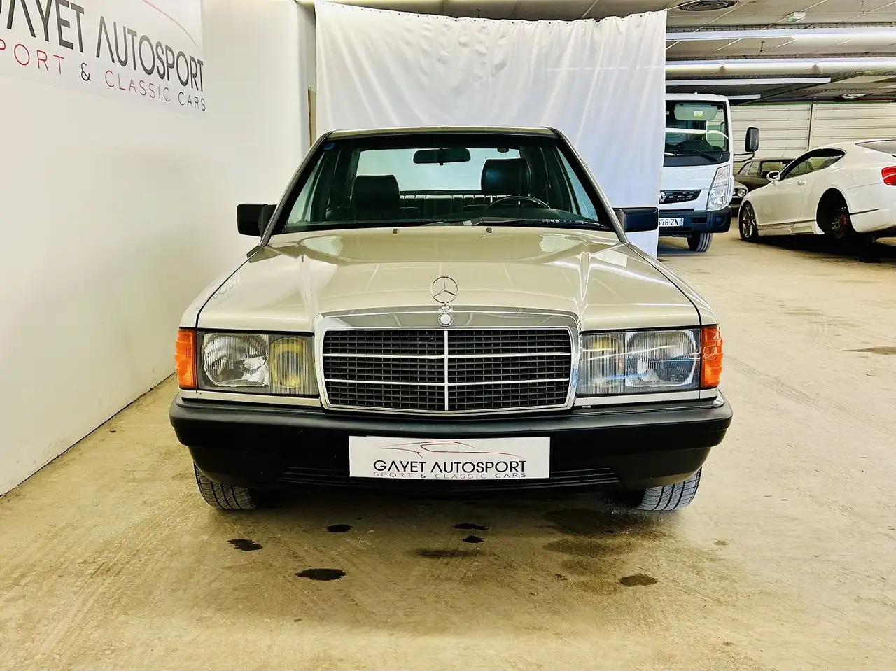 Mercedes-Benz 190 2.3, foto 2