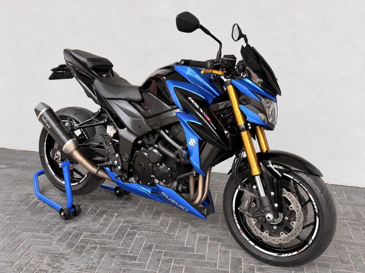 Suzuki GSX-S 750