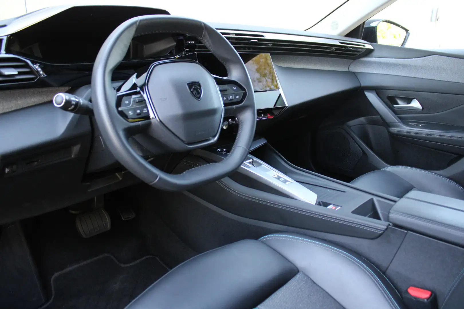 Peugeot 308 1.2 PureTech Allure Pack Business AUTOMAAT|Navi|Cl Grau - 2