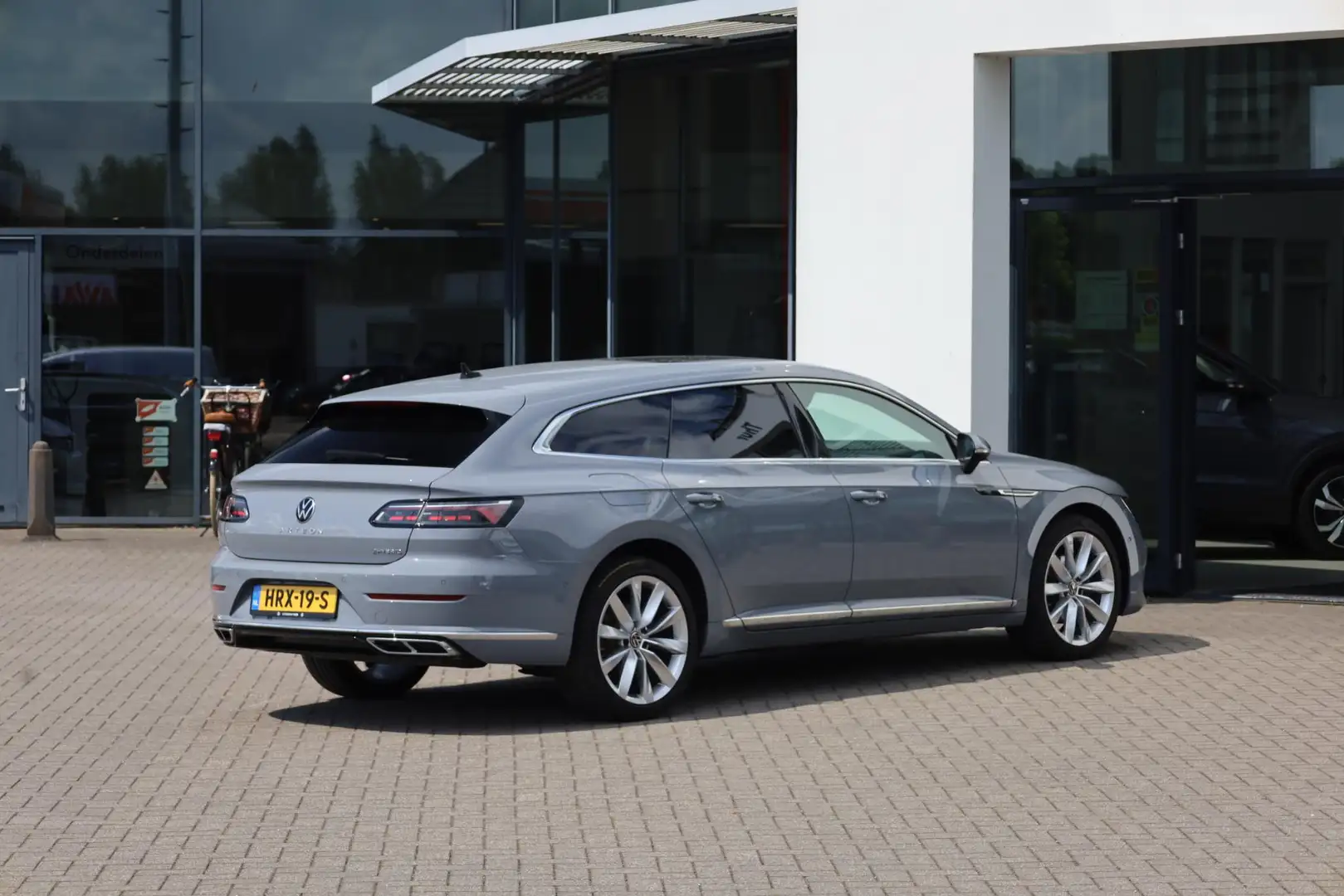 Volkswagen Arteon 1.4 TSI eHybrid R-Line Business 157PK / 115kW DSG, Gris - 2