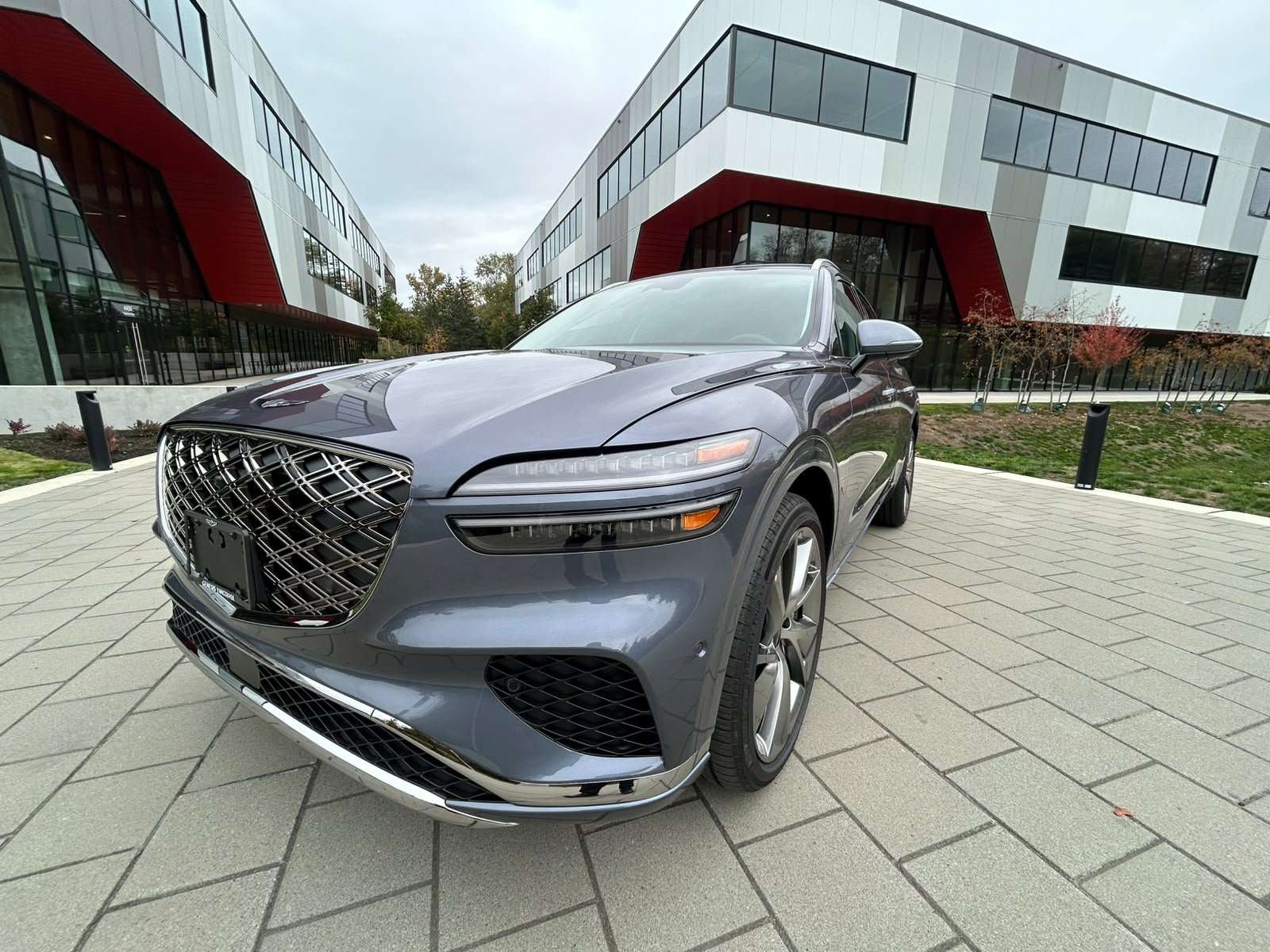 2027 Genesis GV70 2.5 Prestige Demonstration Unit