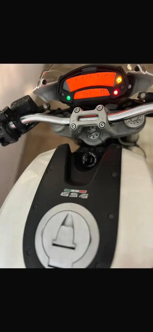 Ducati Monster 696 plus Bianco - 1