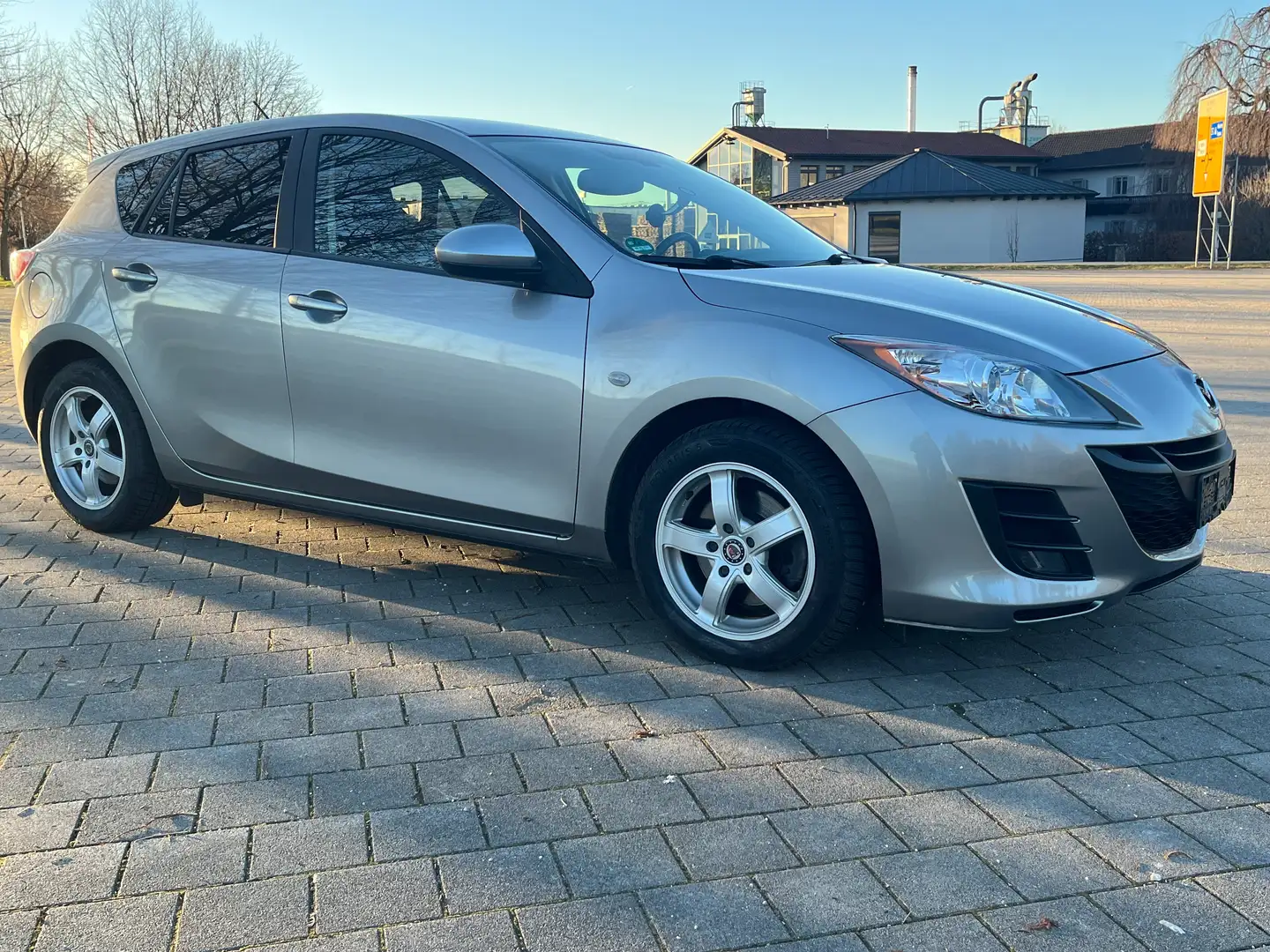 Mazda 3 3 2.0 MZR DISI High-Line Gris - 1