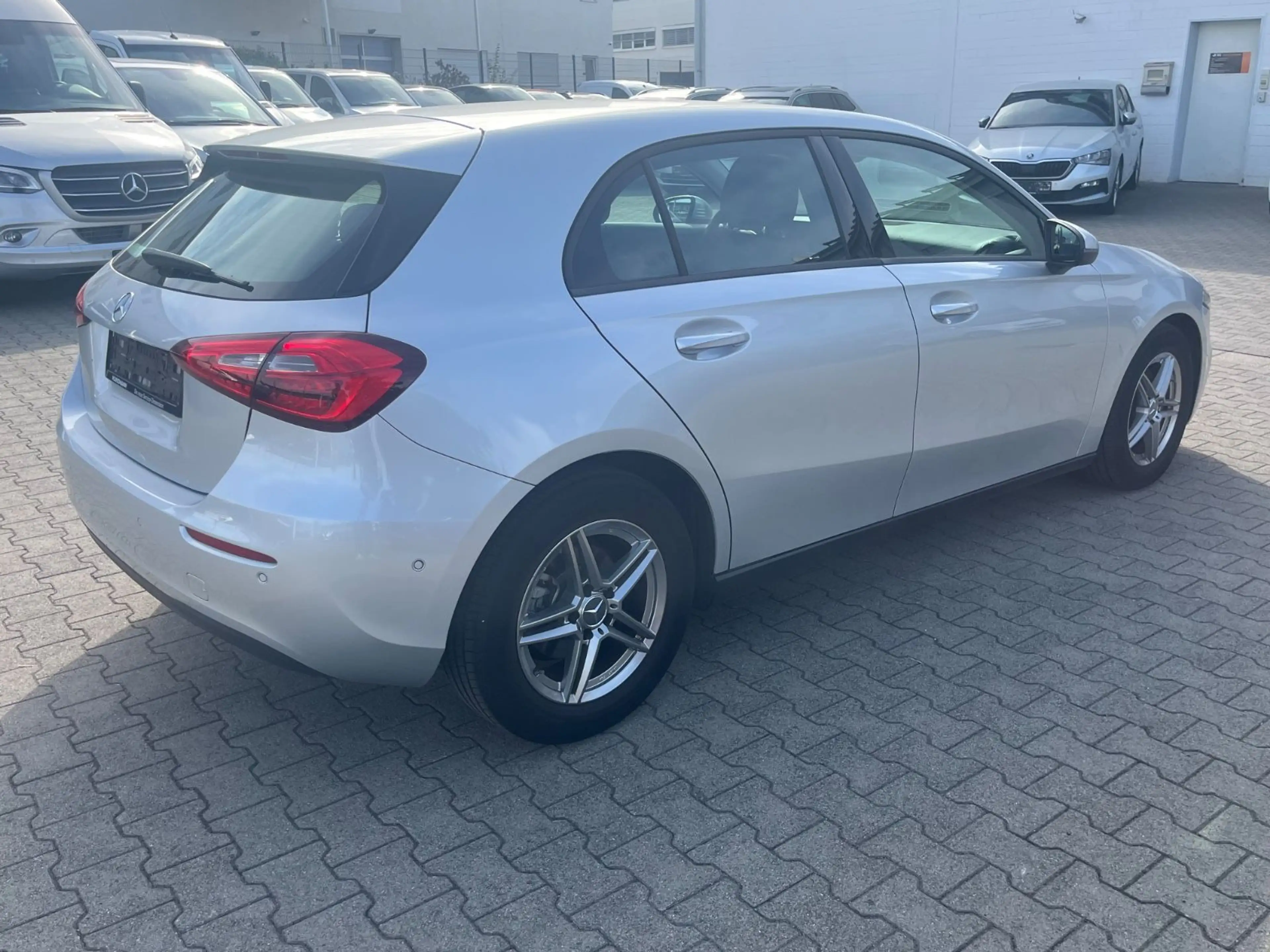 Mercedes-Benz A 200 *Kamera*CarPlay*DAB — photo 3