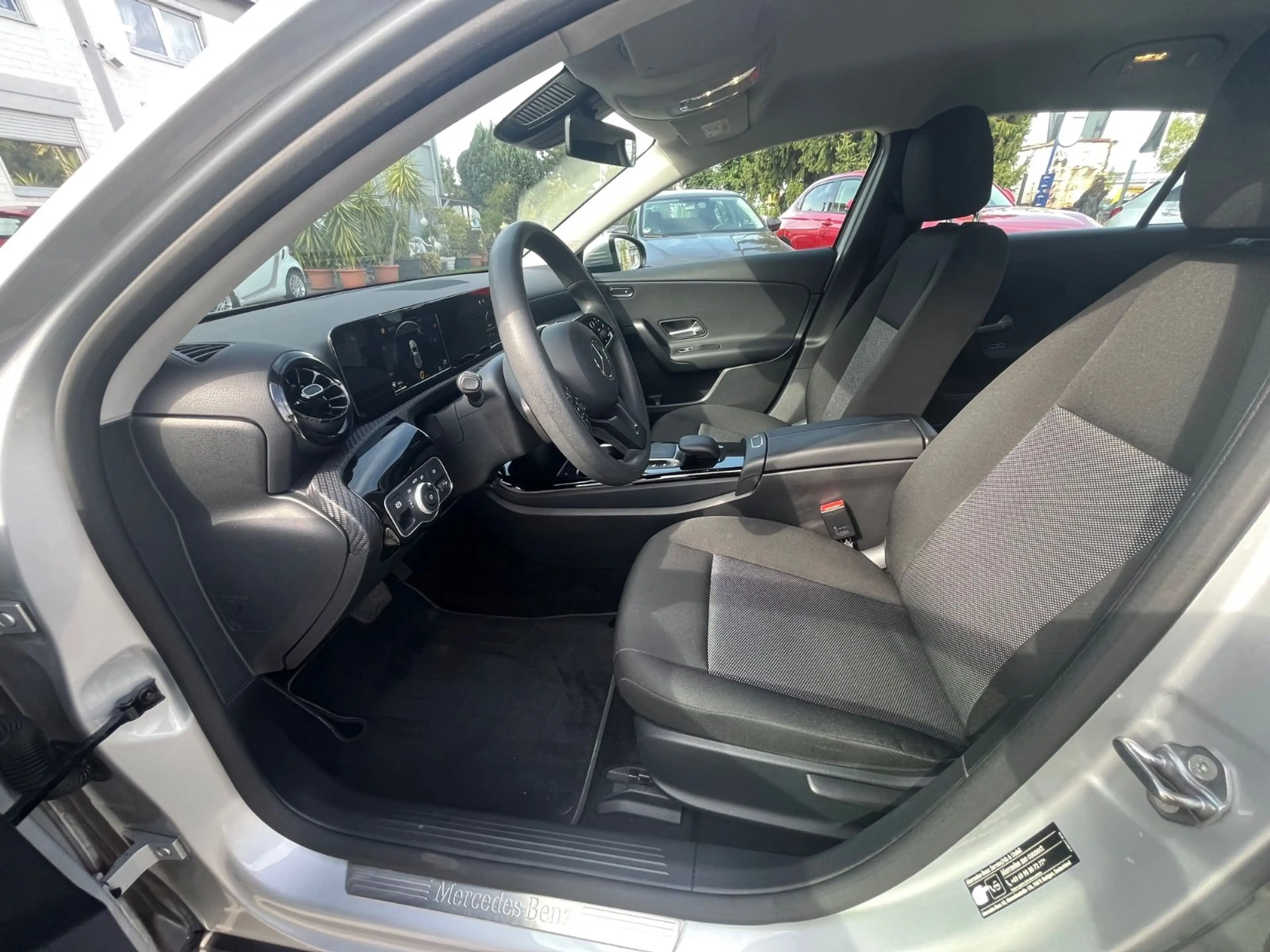 Mercedes-Benz A 200 *Kamera*CarPlay*DAB — photo 6