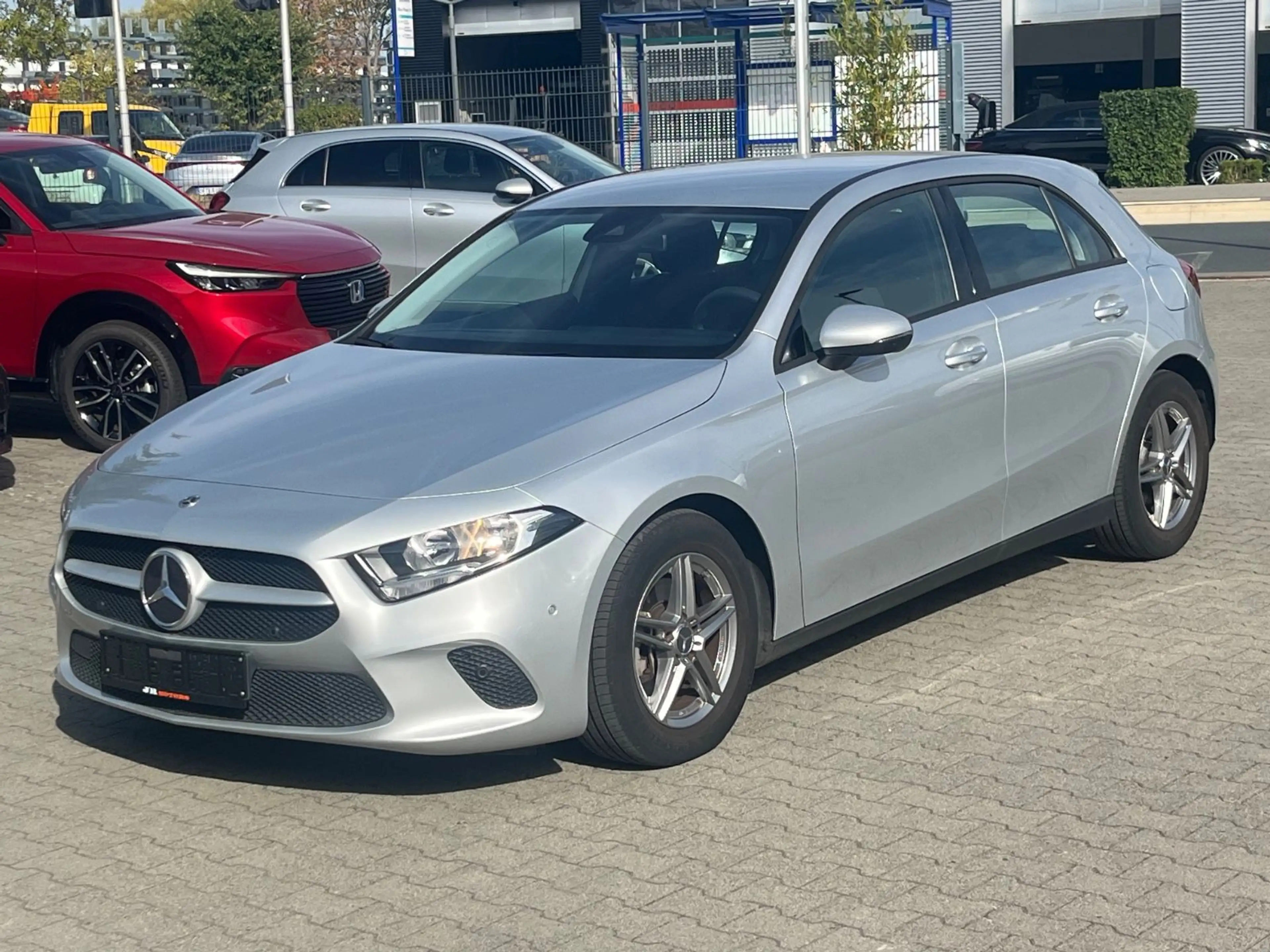 Mercedes-Benz A 200 *Kamera*CarPlay*DAB