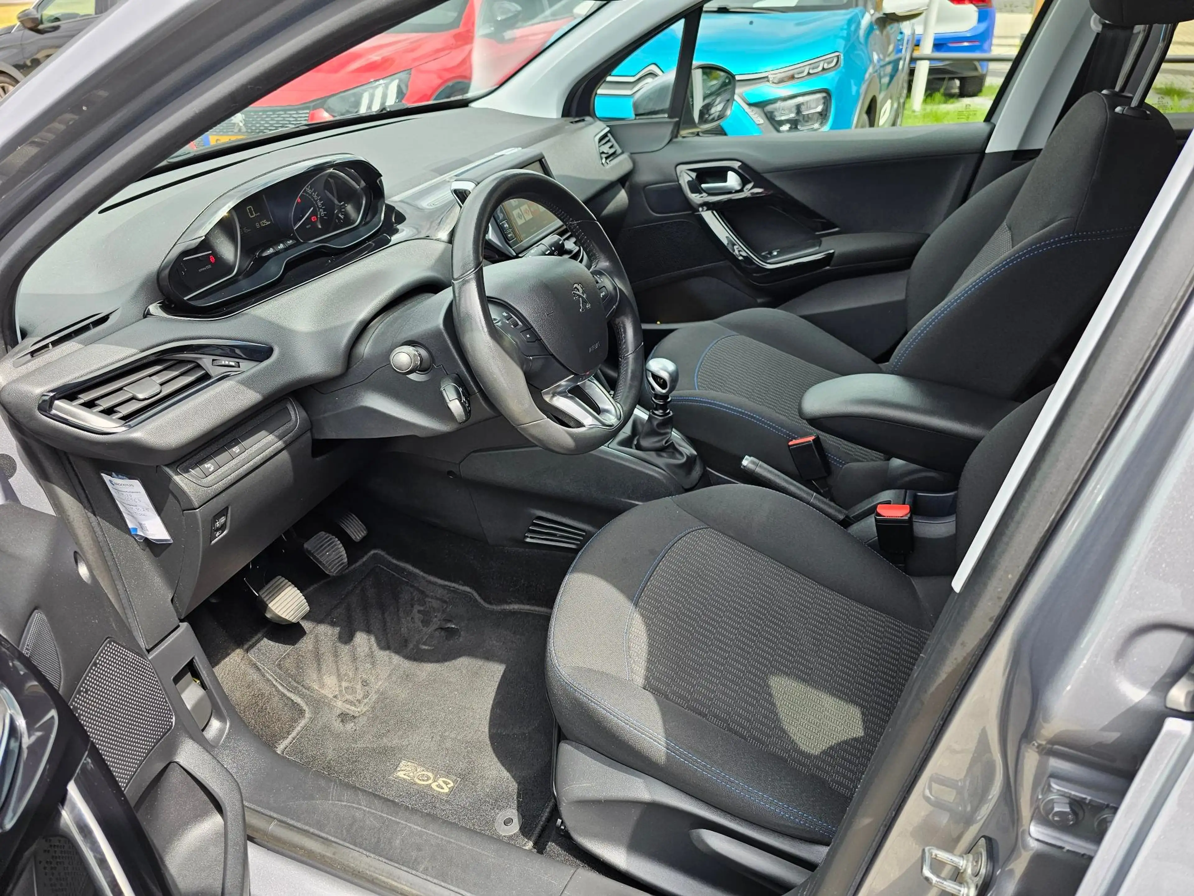 Peugeot 208 1.2 PureTech 110 Signature Parkeerhulp Achter | Tr — photo 4