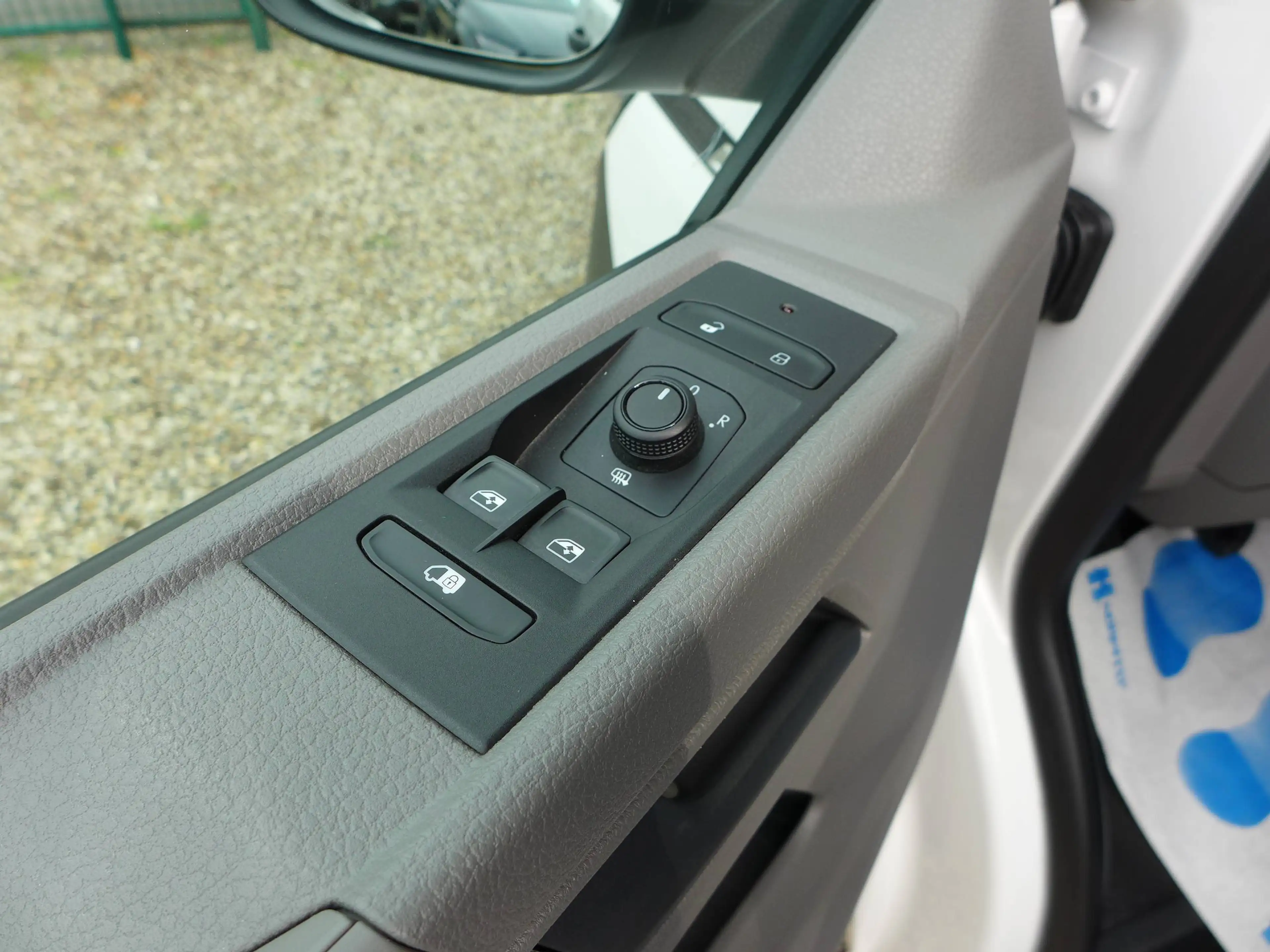 Volkswagen T6.1 Transporter Transporter T6.1 2.0 TDI BMT Klima / APP / PDC — photo 5