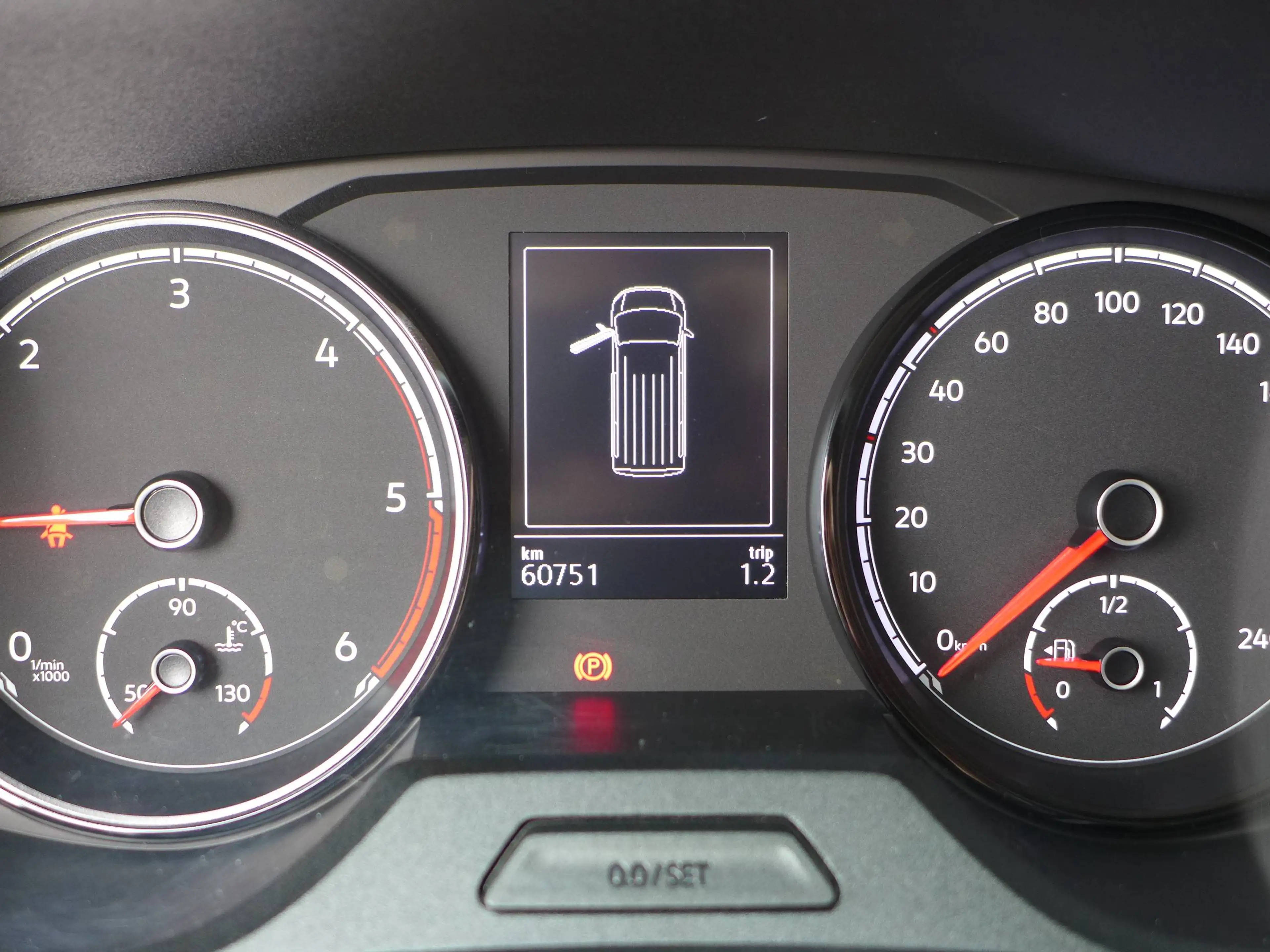 Volkswagen T6.1 Transporter Transporter T6.1 2.0 TDI BMT Klima / APP / PDC — photo 10