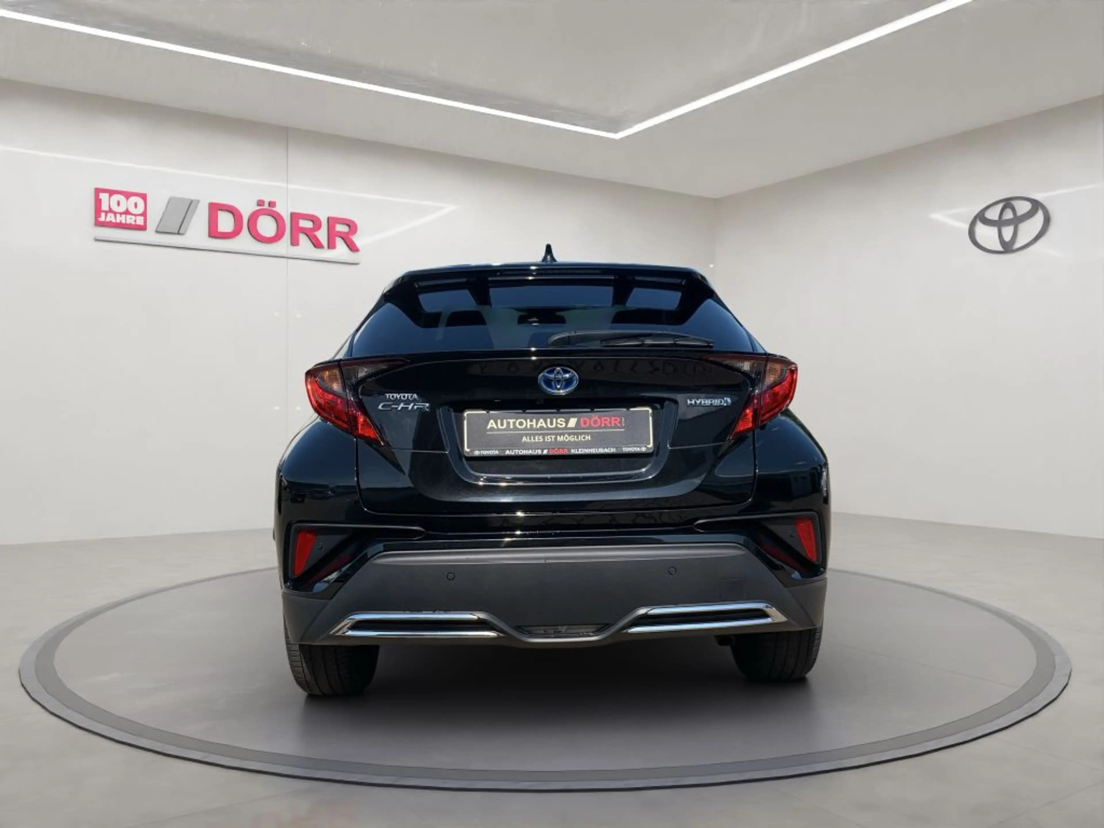 Toyota C-HR 2.0 Hybrid Team Deutschland — photo 4
