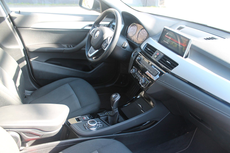 BMW X2 sDrive18i*LED*Navi*RÜKA*AHK*neuer 18"Radsatz* — photo 6