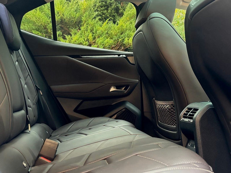 DS Automobiles DS 4 BlueHDI 130 EAT8 Etoille Pano| Nappa | FOCAL — photo 14