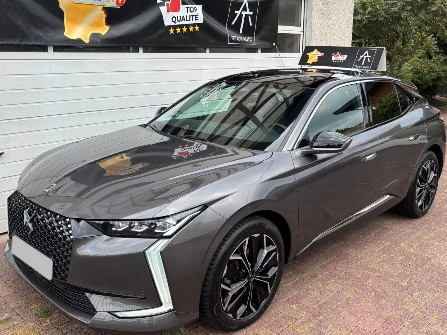 DS Automobiles DS 4 BlueHDI 130 EAT8 Etoille Pano| Nappa | FOCAL Grau - 1