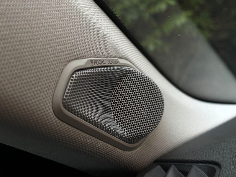 DS Automobiles DS 4 BlueHDI 130 EAT8 Etoille Pano| Nappa | FOCAL — photo 12