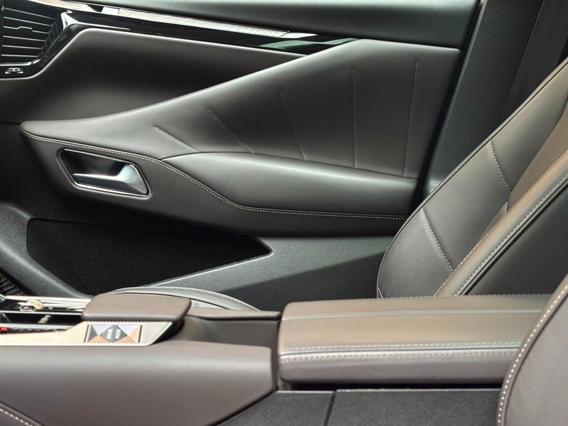 DS Automobiles DS 4 BlueHDI 130 EAT8 Etoille Pano| Nappa | FOCAL — photo 7