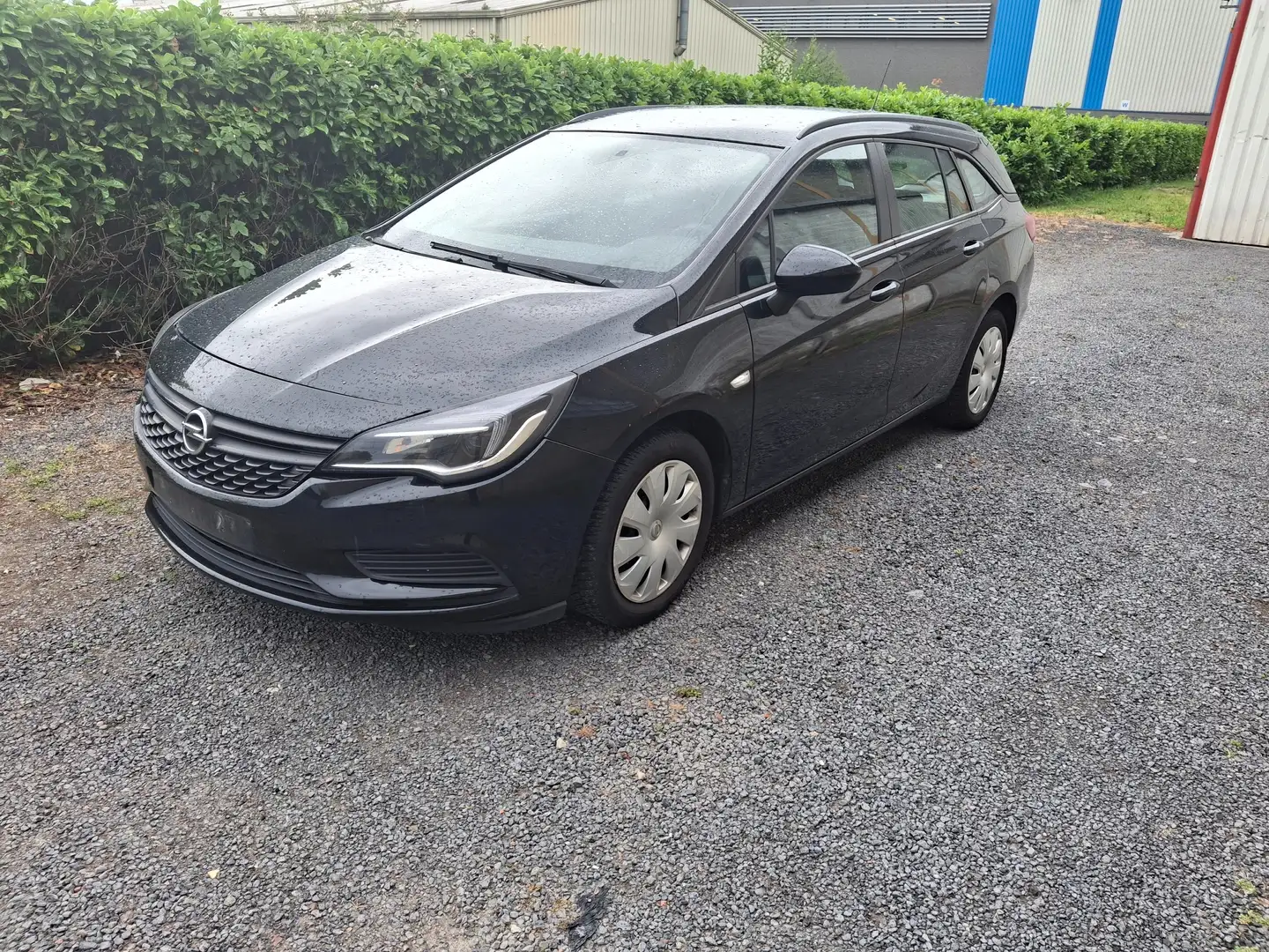 Opel Astra Noir - 1