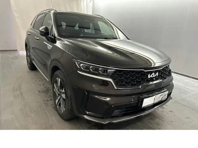 Kia Sorento main image