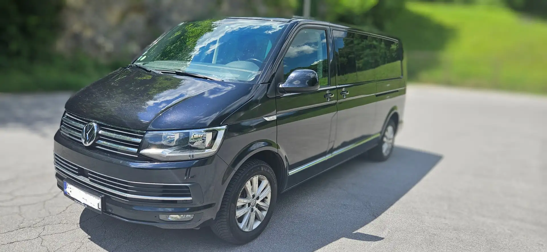 Volkswagen T6 Caravelle DSG Kurz Highline - 2