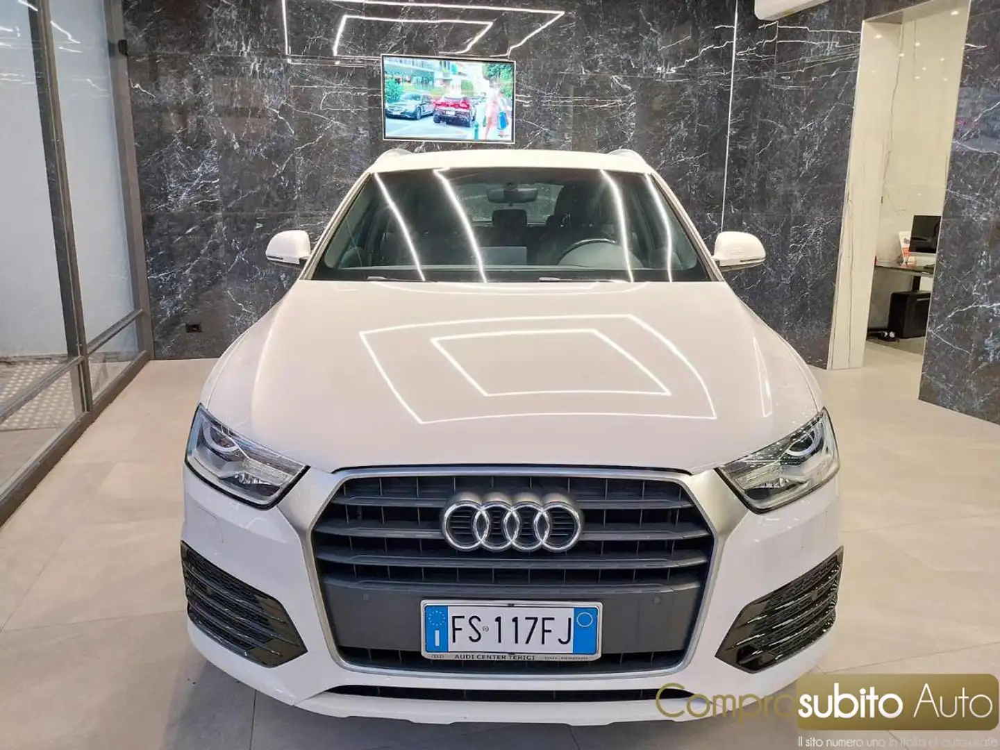 Audi Q3 2.0 TDI 150 CV quattro S tronic S line Edition Bianco - 1