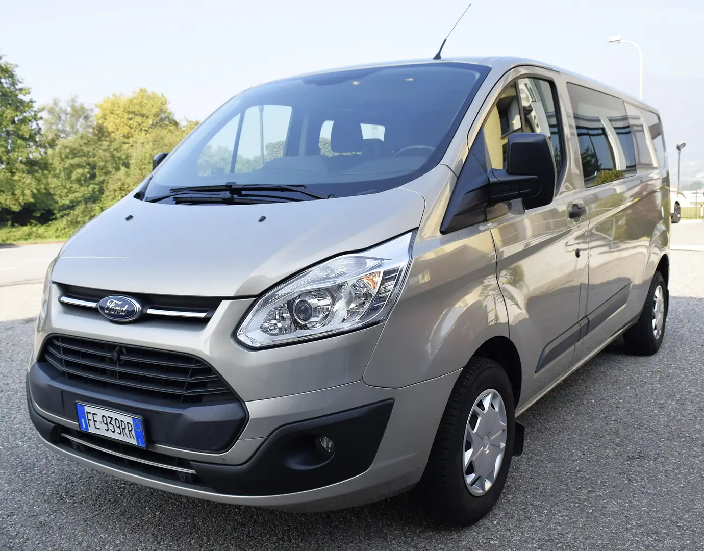 Ford Transit Custom 310 2.0 TDCi 130 cv. PL Combi 6 POSTI Entry N1 Bronzo - 2