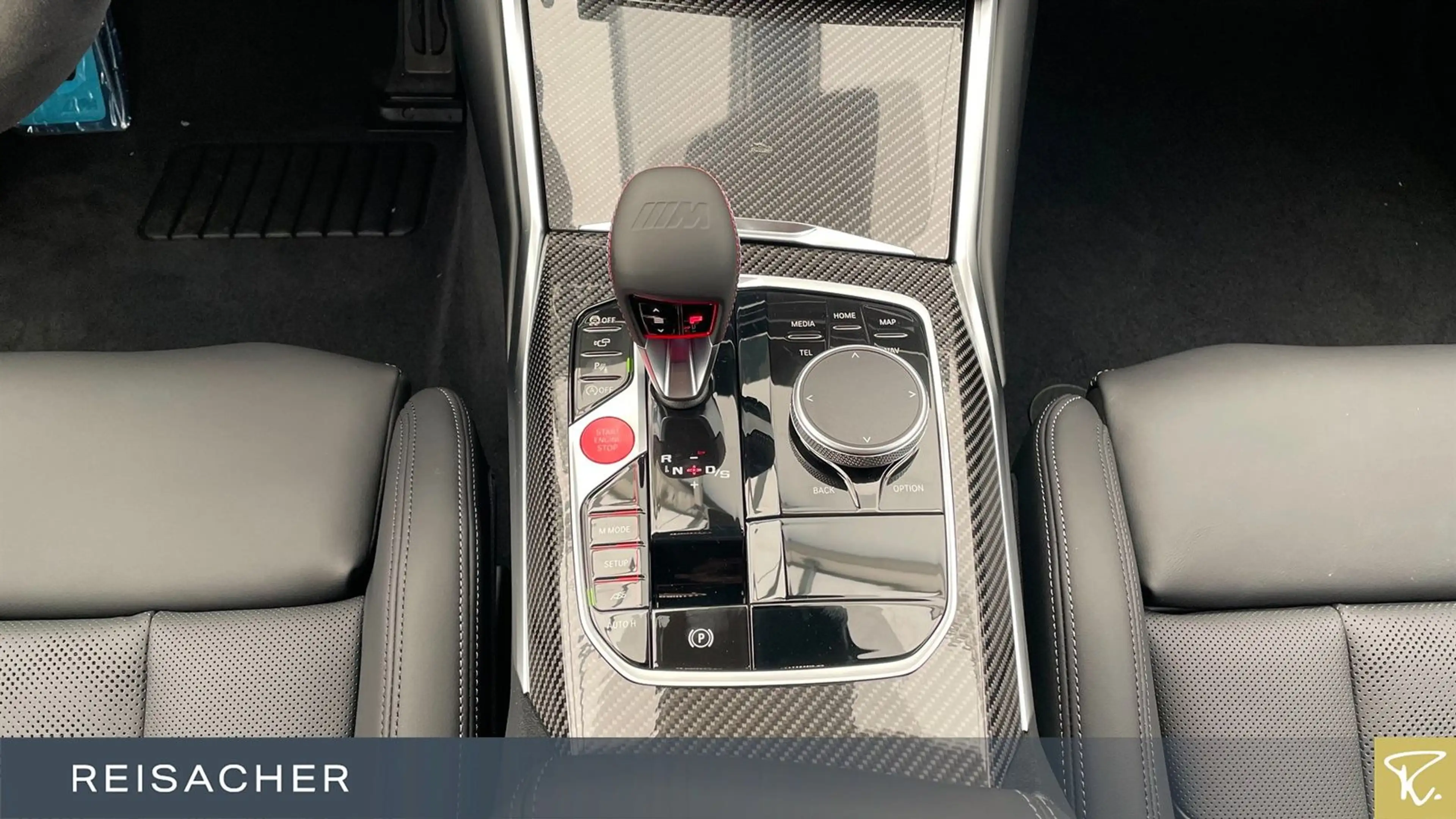 BMW M3 Competition mit M xDrive Touring DAB Radio — photo 10